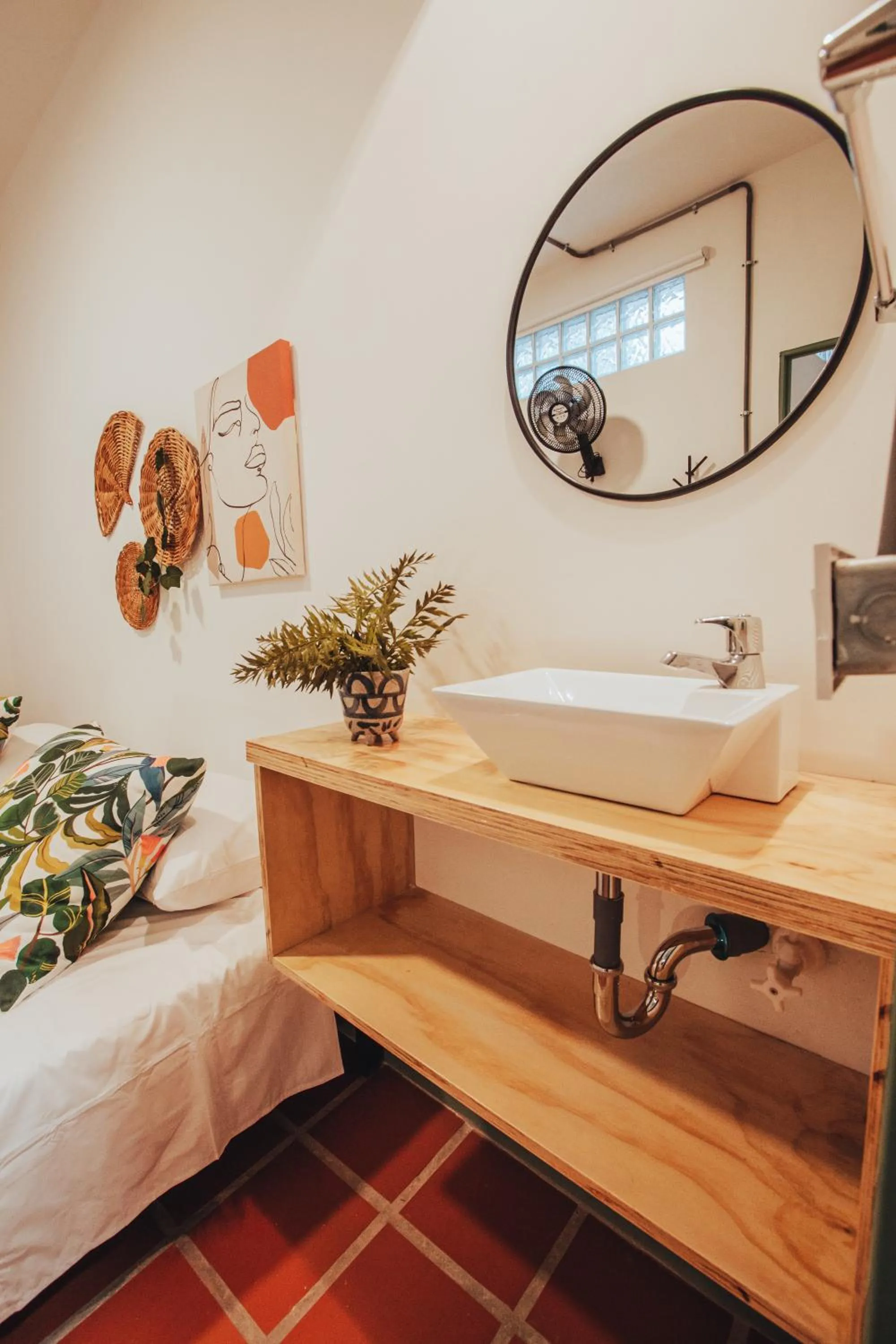 Photo of the whole room, Bed in Centro Hostel Medellin