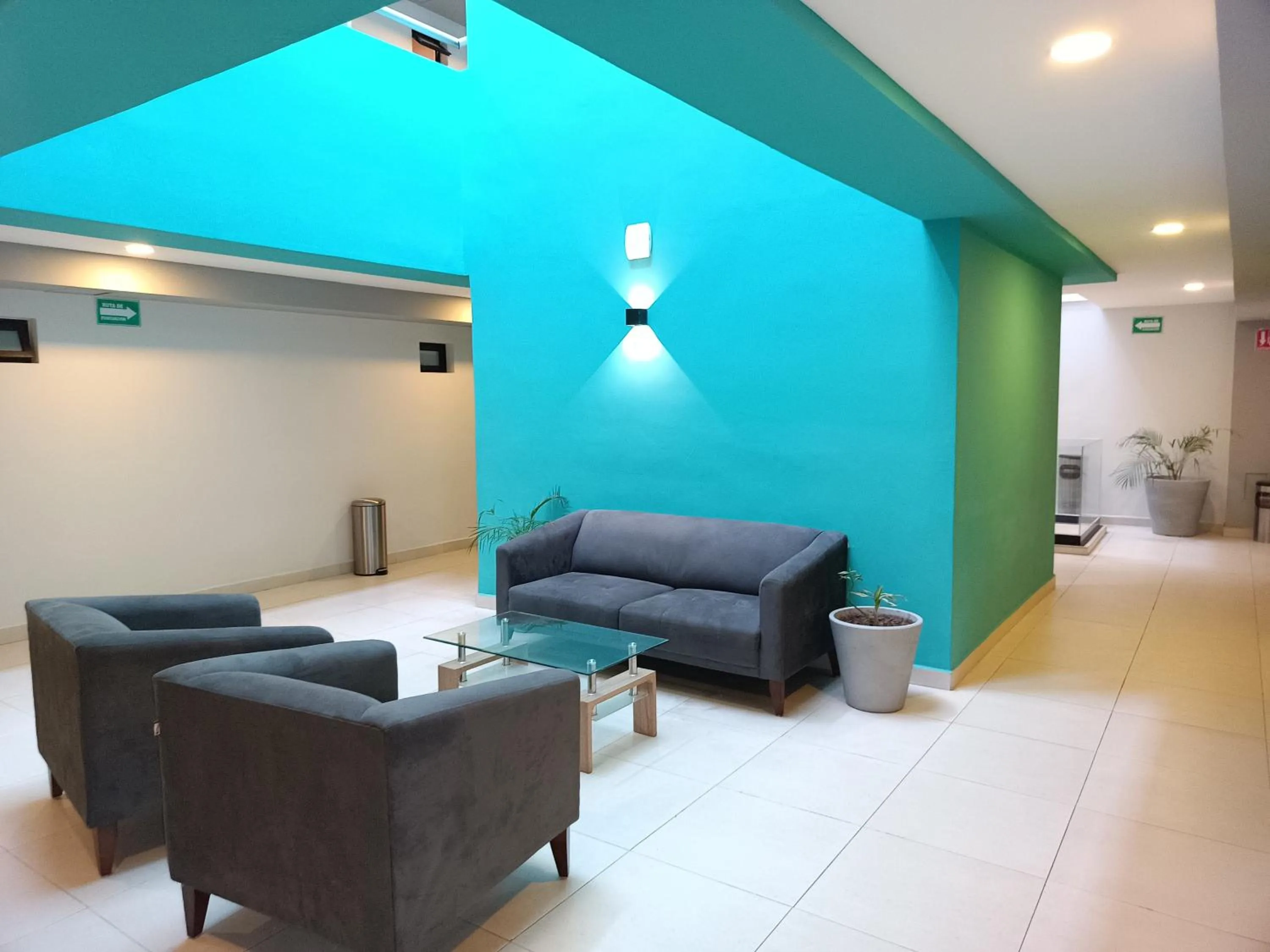 Living room in Hotel Kavia Mazatlán