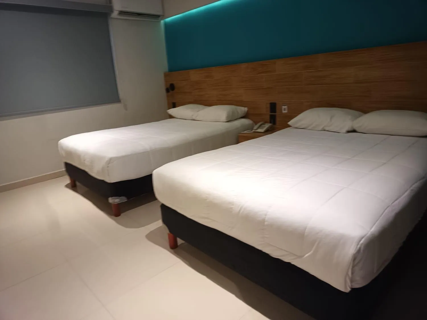 Photo of the whole room, Bed in Hotel Kavia Mazatlán