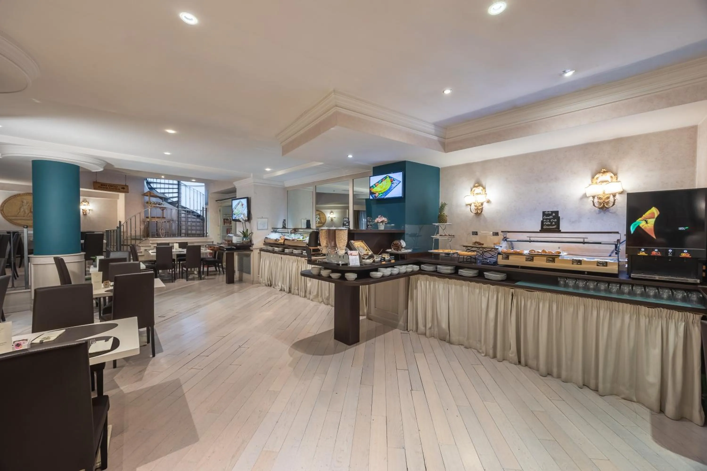 Continental breakfast in Trilussa Palace Hotel Congress & Spa