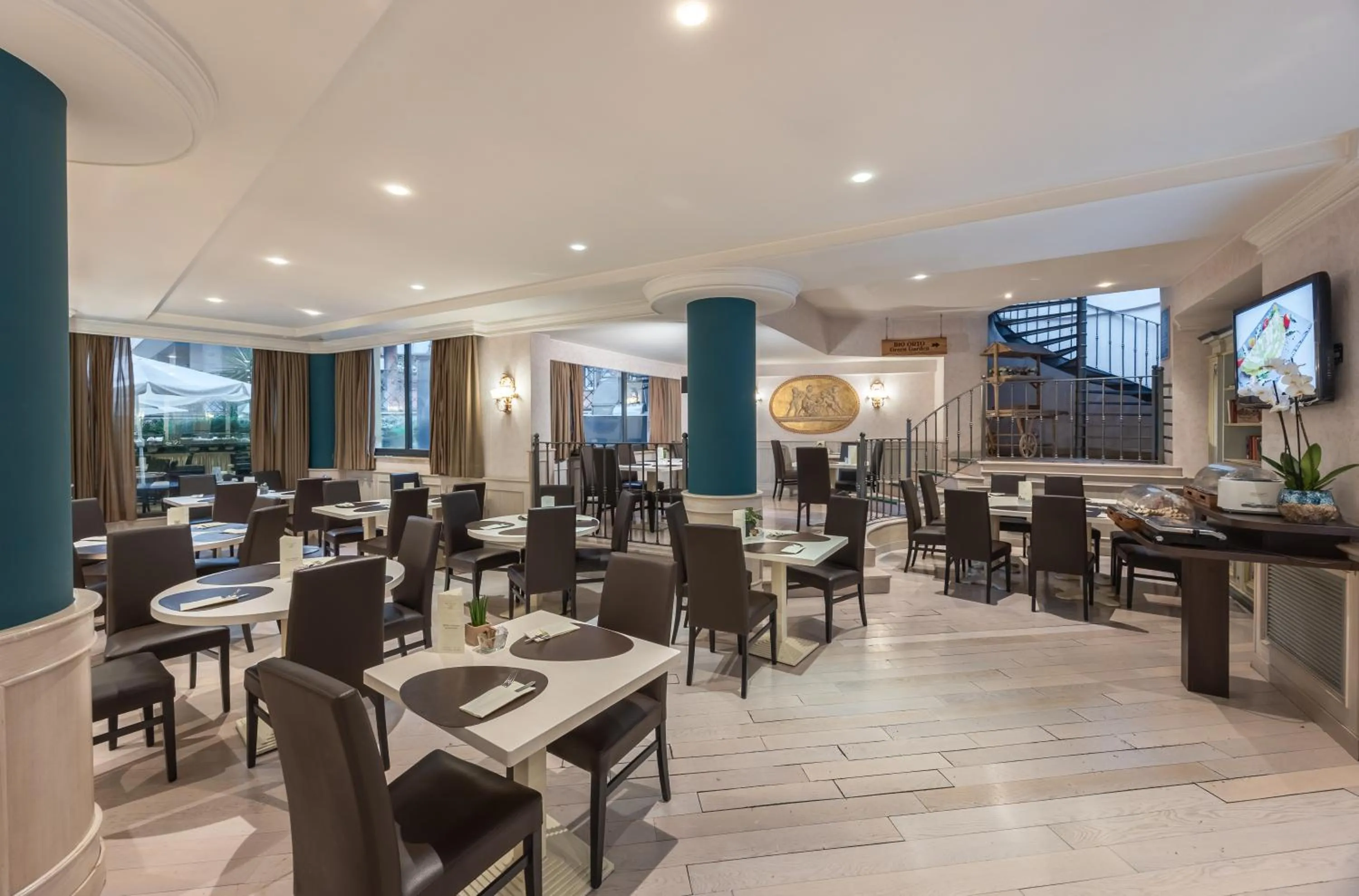 Continental breakfast in Trilussa Palace Hotel Congress & Spa