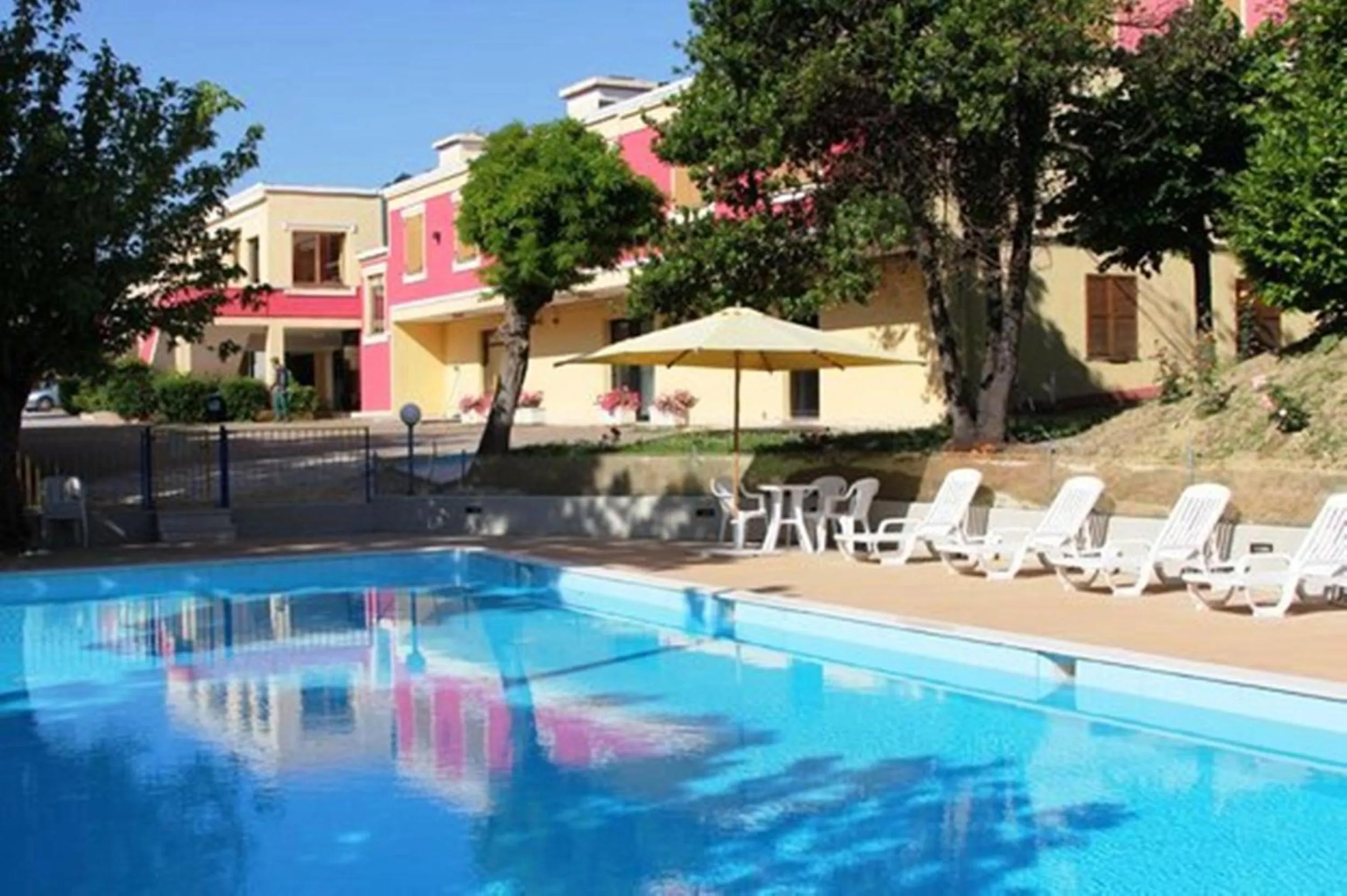 Swimming pool in Hotel La Meridiana