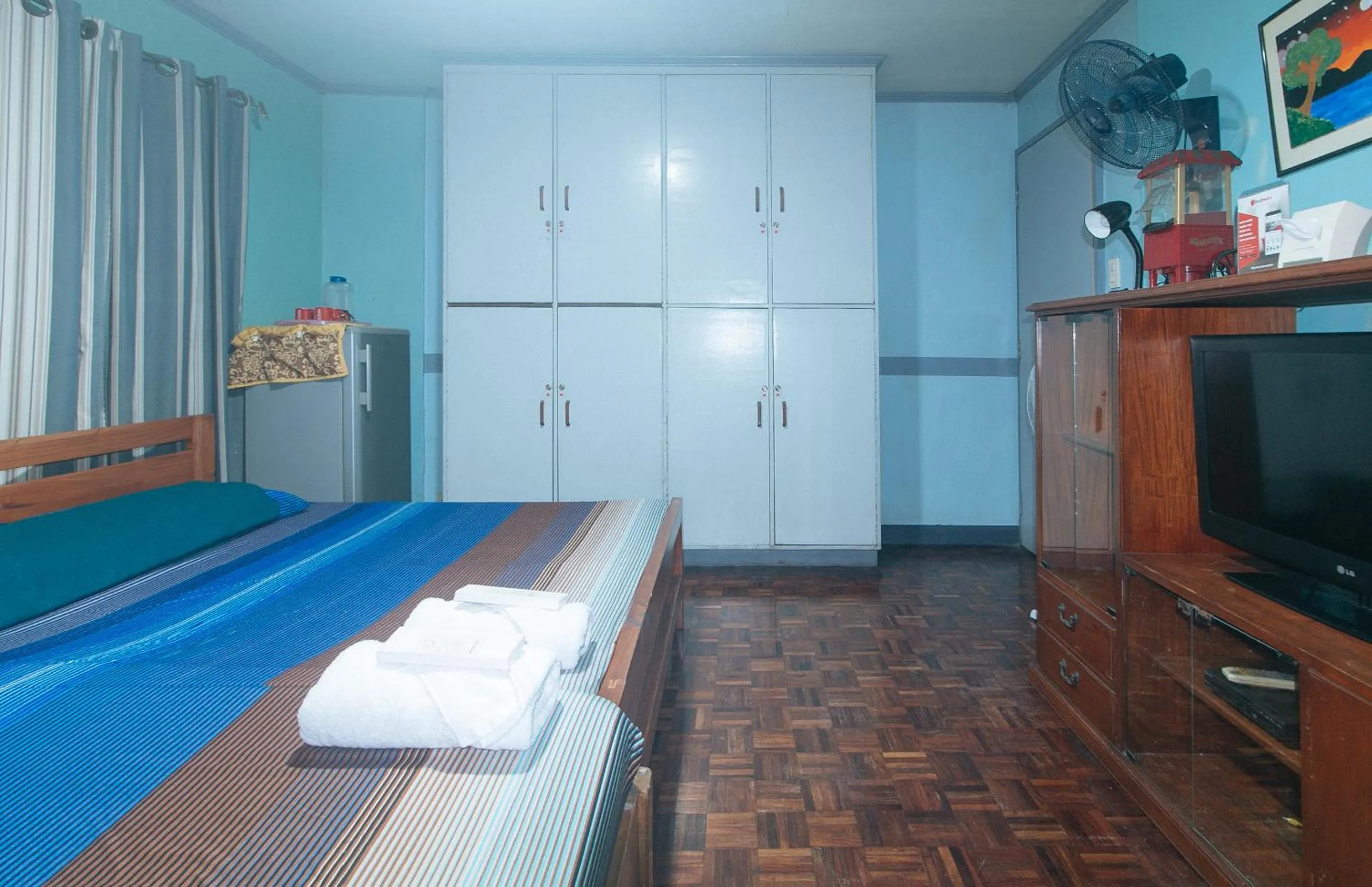 Bedroom in RedDoorz Hostel at MRC Residences Baguio