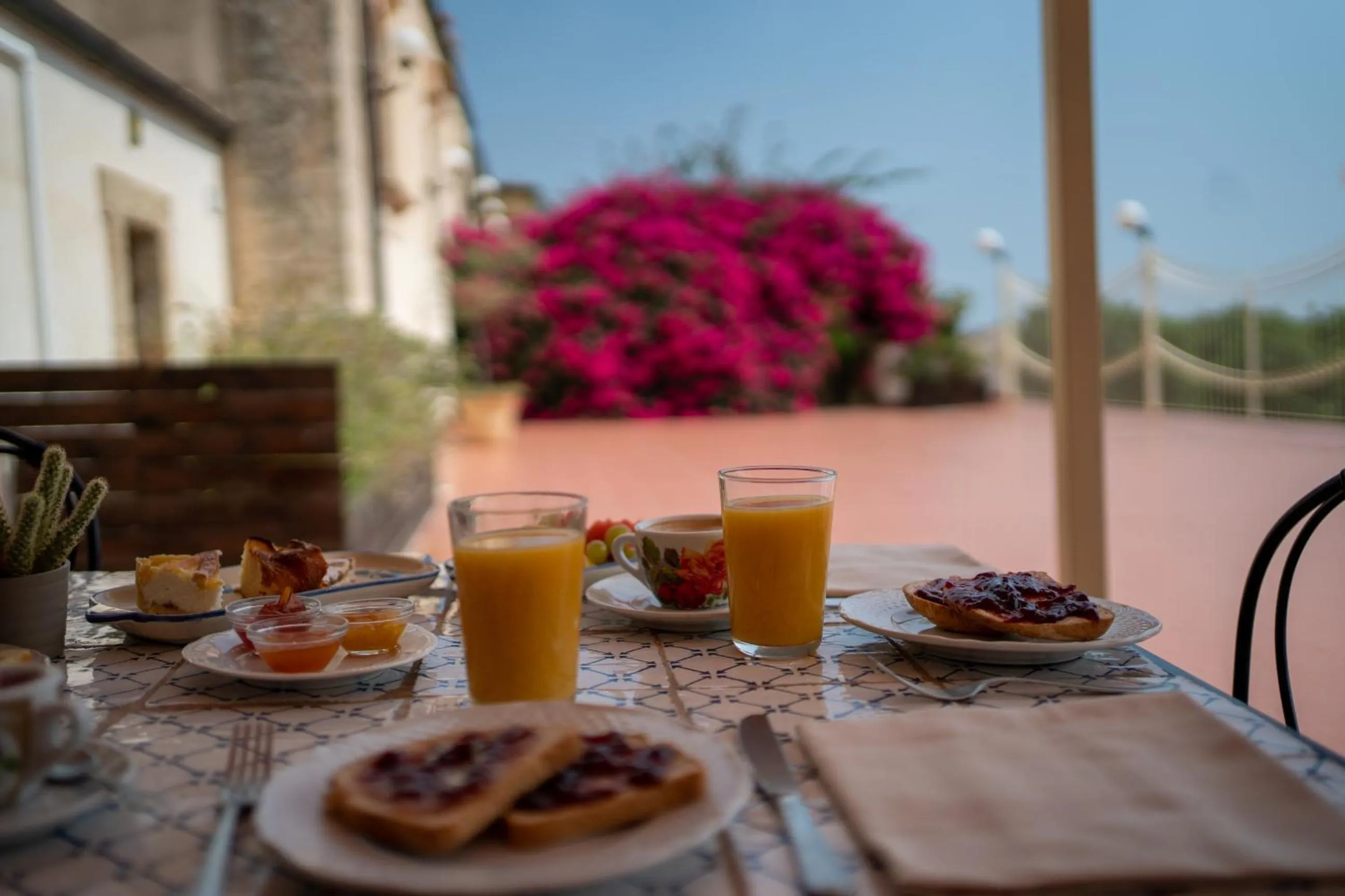 Buffet breakfast in Hotel Villa Favorita