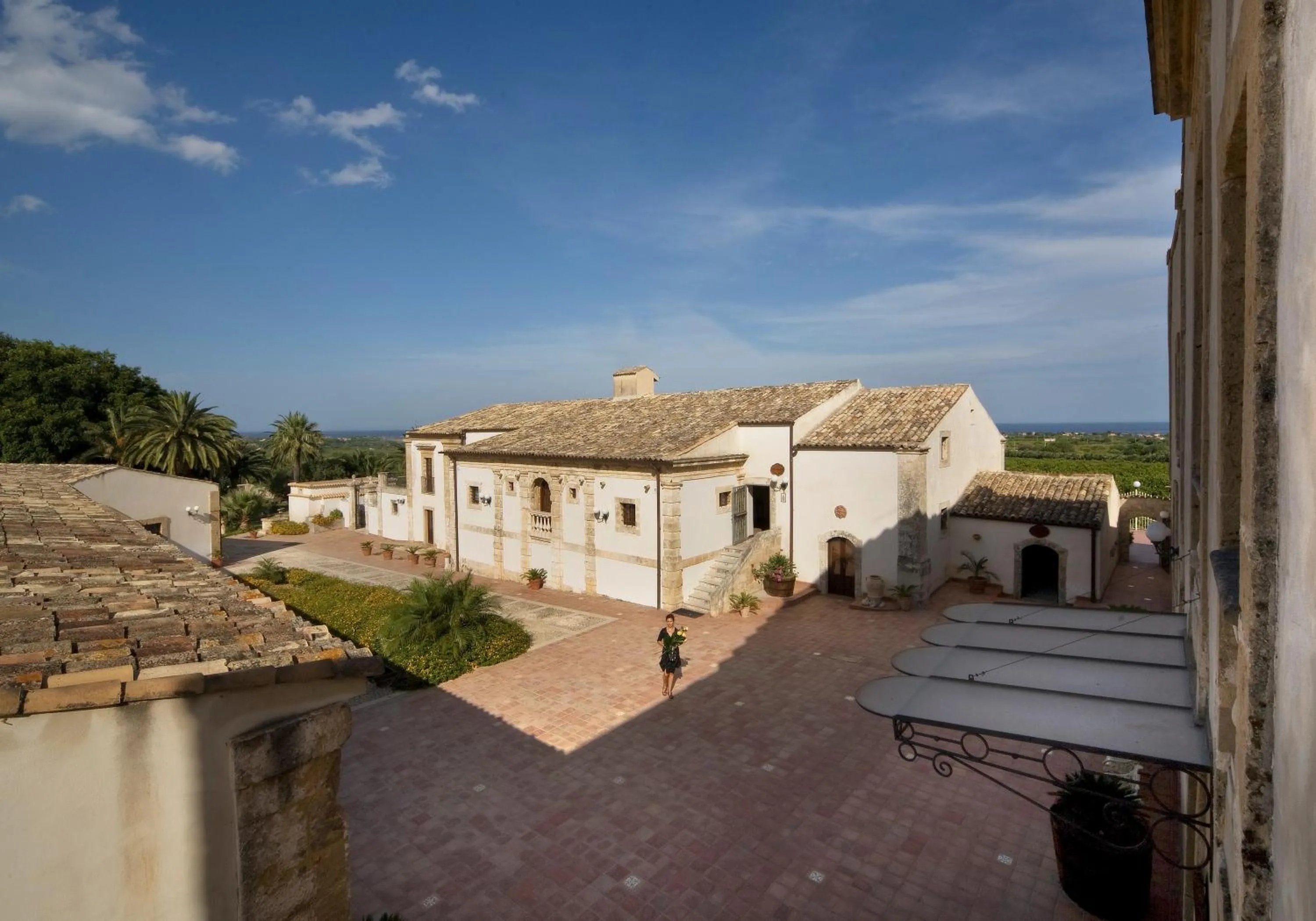 Facade/entrance in Hotel Villa Favorita