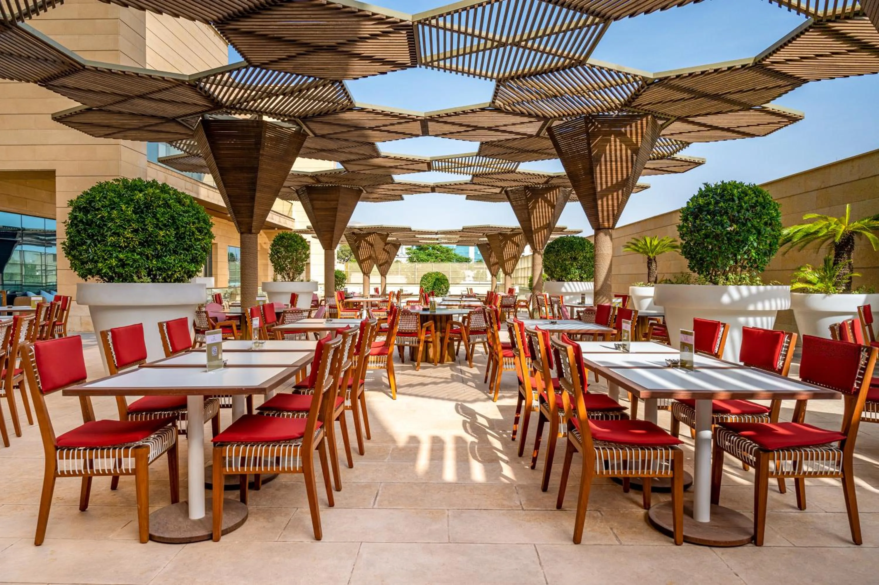 Restaurant/places to eat in Slemani Rotana