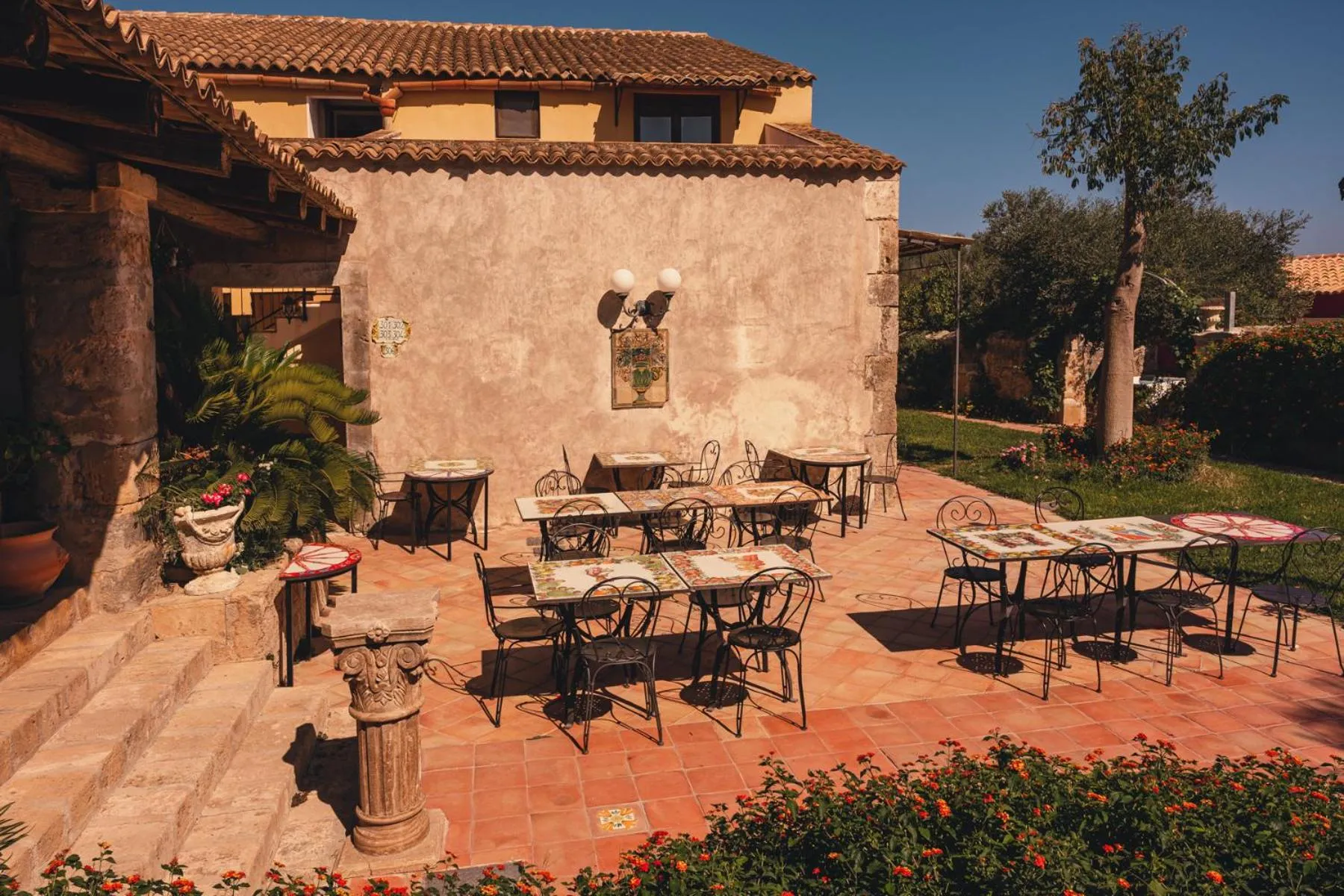 Dining area in Hotel Villa Giulia