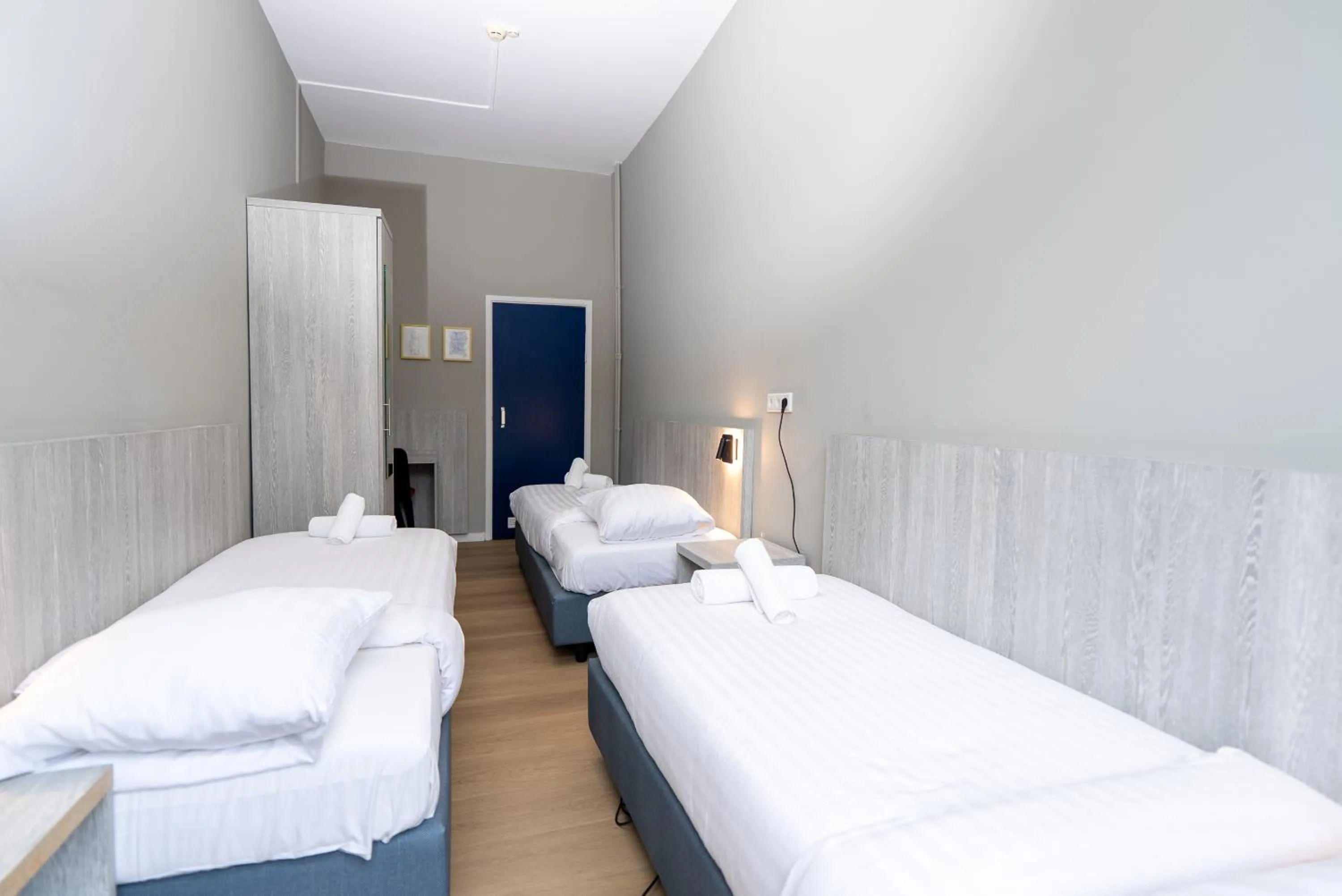 Bedroom, Bed in The Crown Hotel