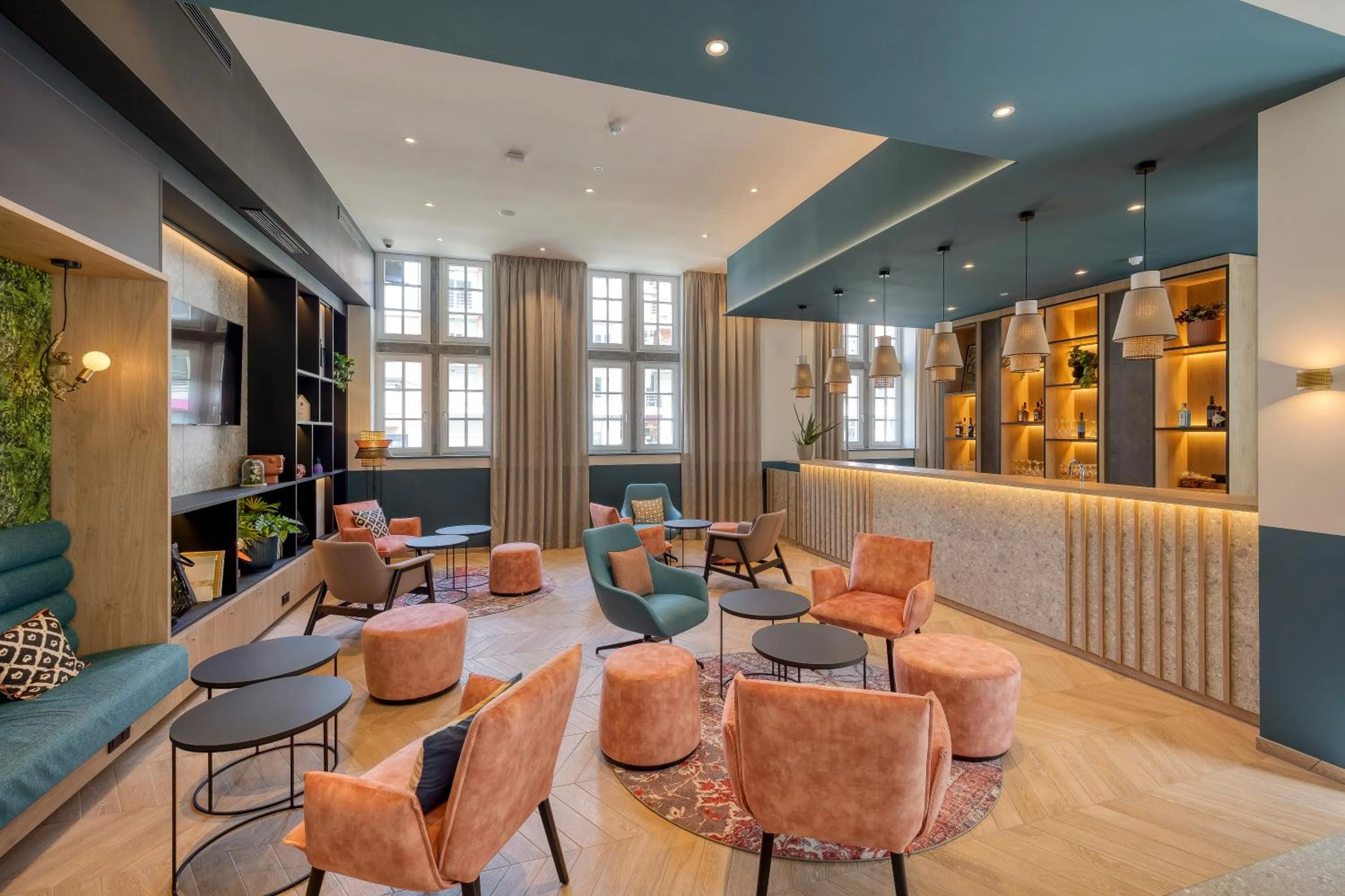 Lounge or bar in B&B HOTEL Hasselt