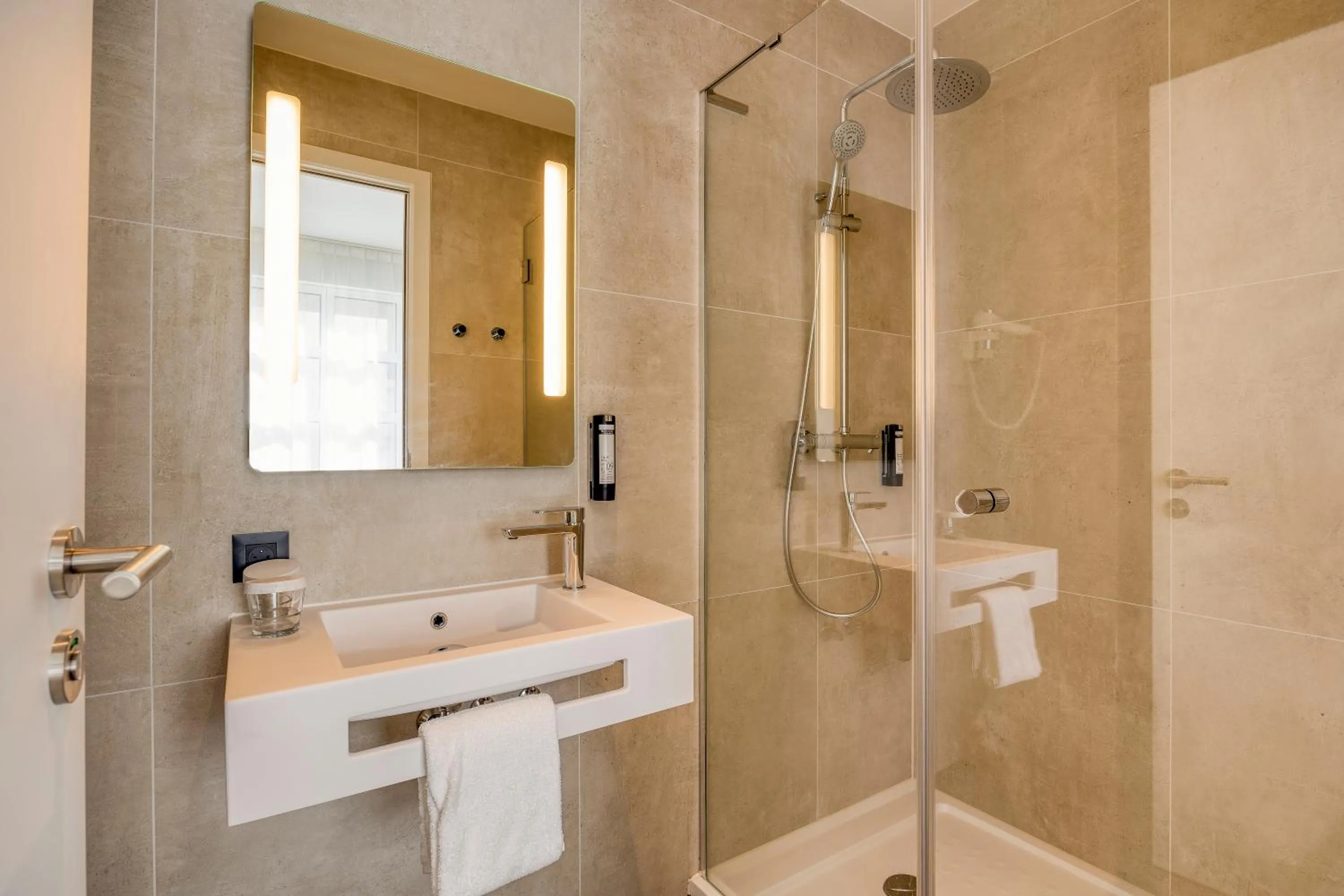 Bathroom in B&B HOTEL Hasselt