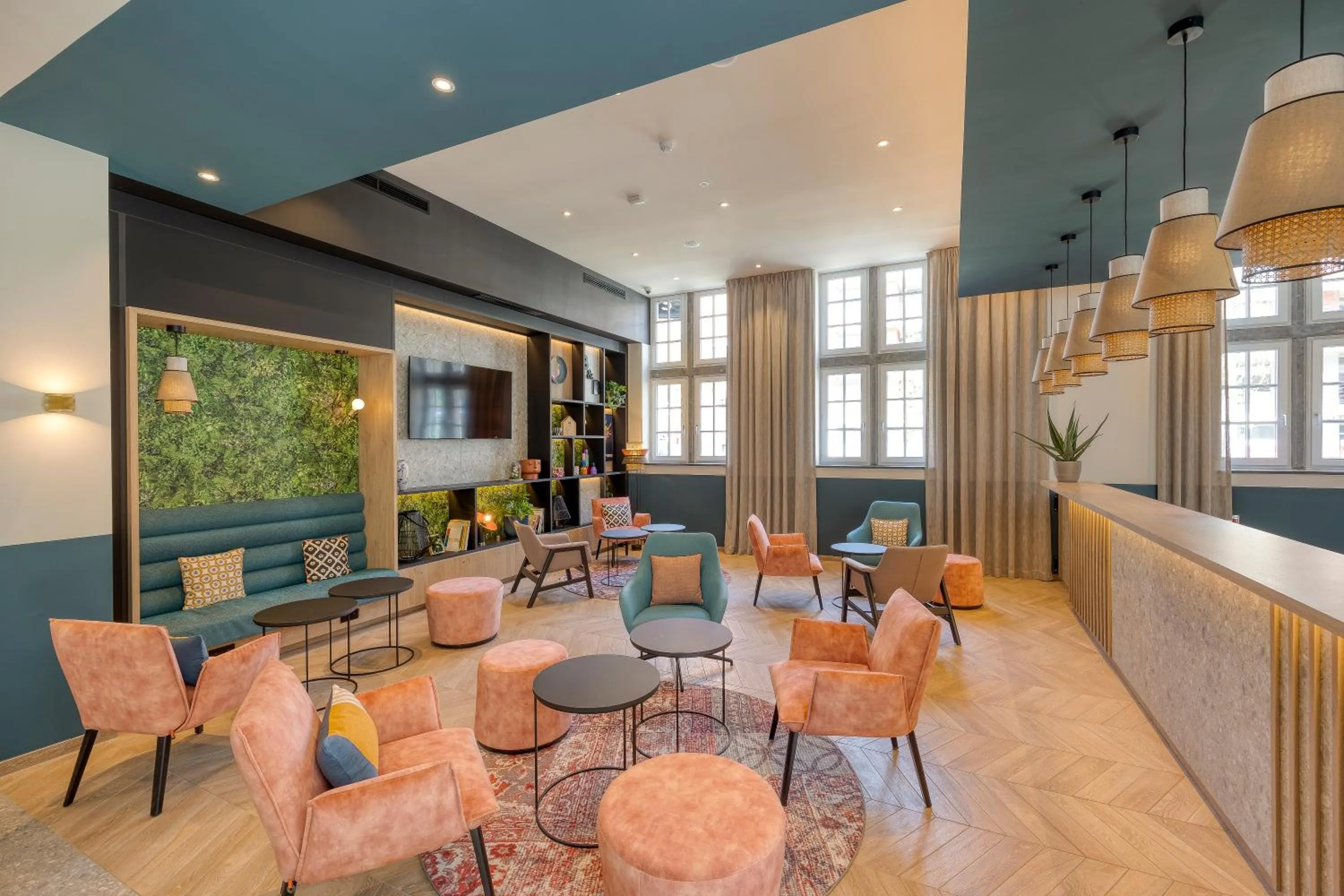 Lounge or bar in B&B HOTEL Hasselt