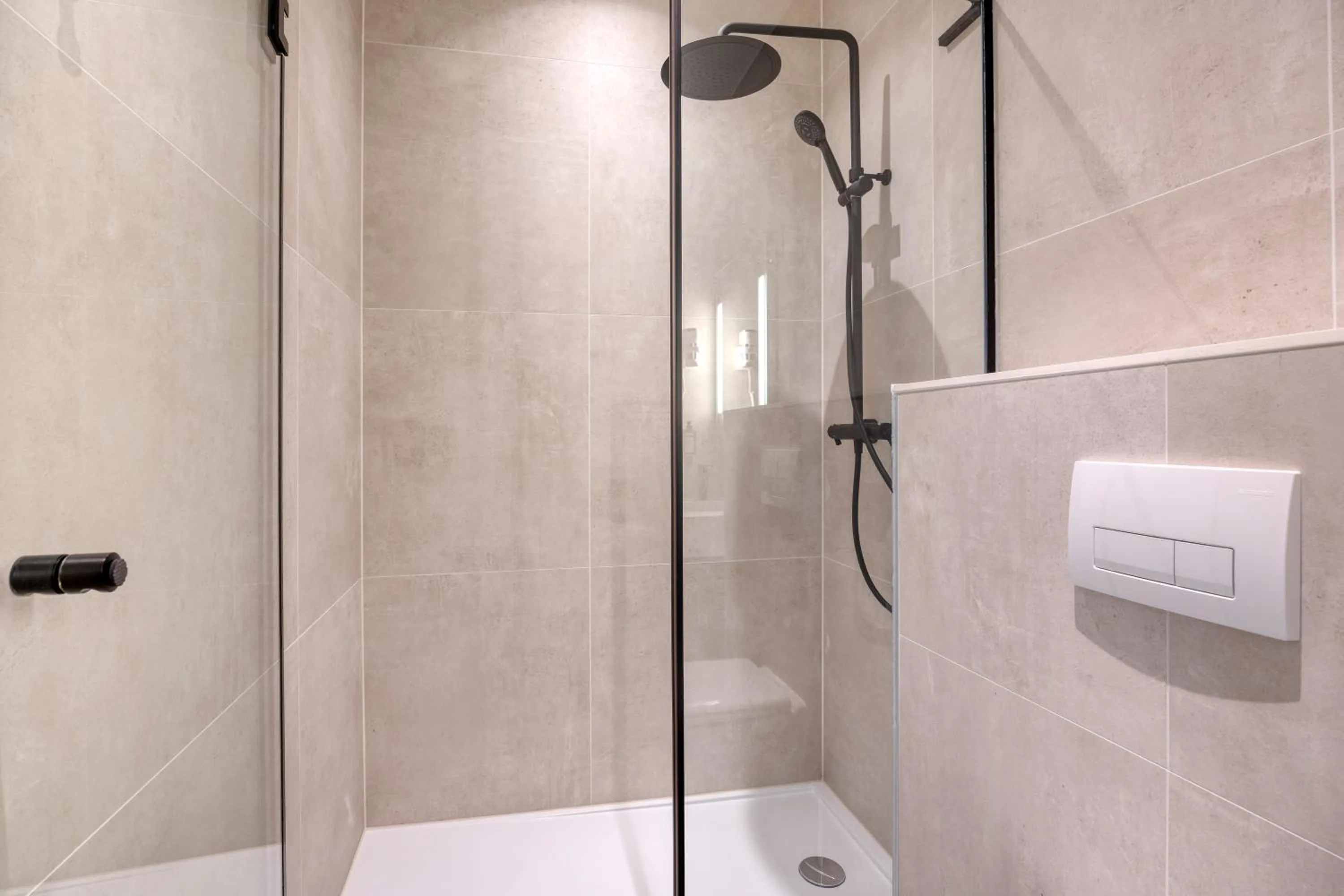 Bathroom in B&B HOTEL Hasselt