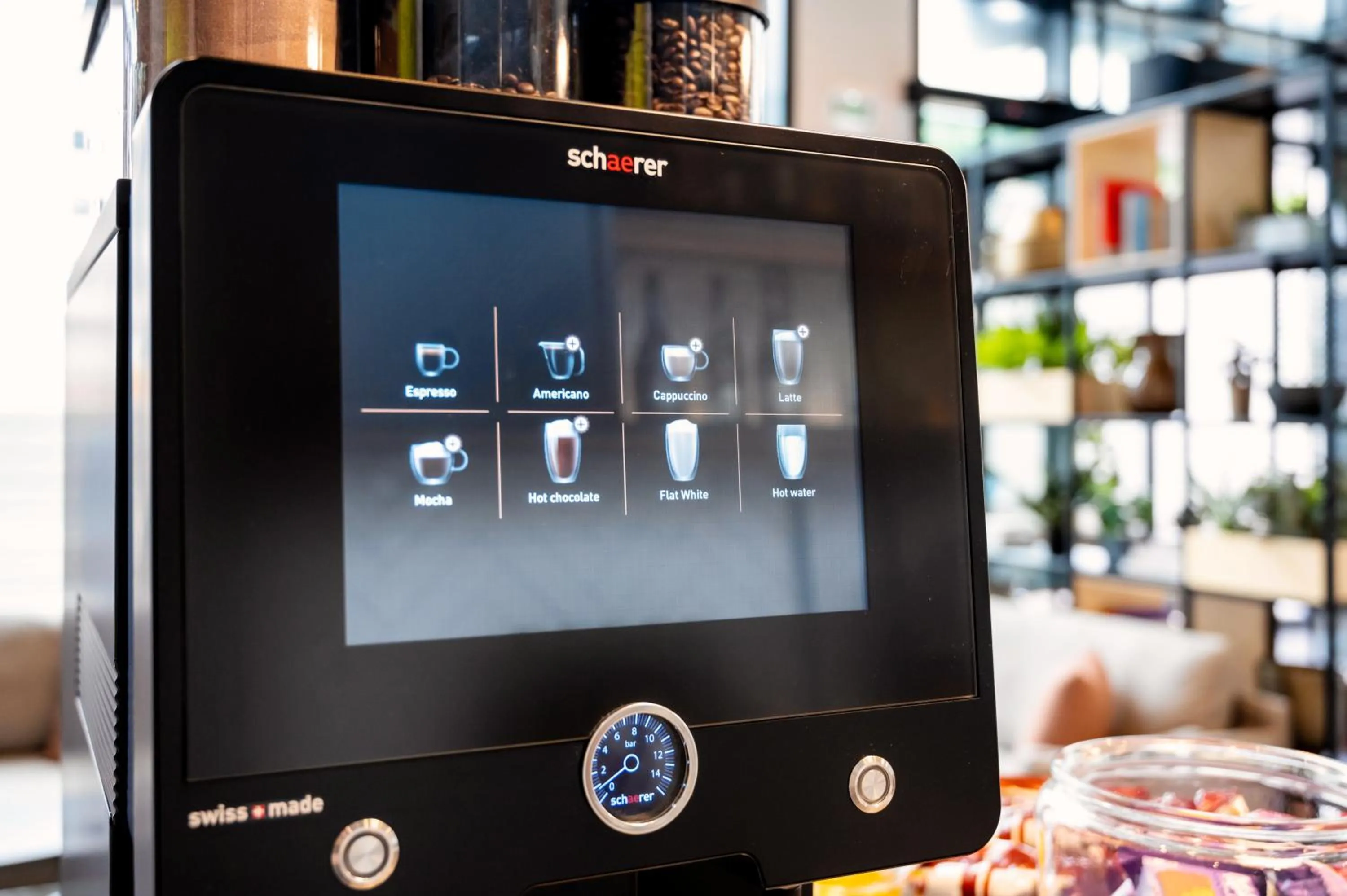 Food and drinks in Staycity Aparthotels Paris La Defense