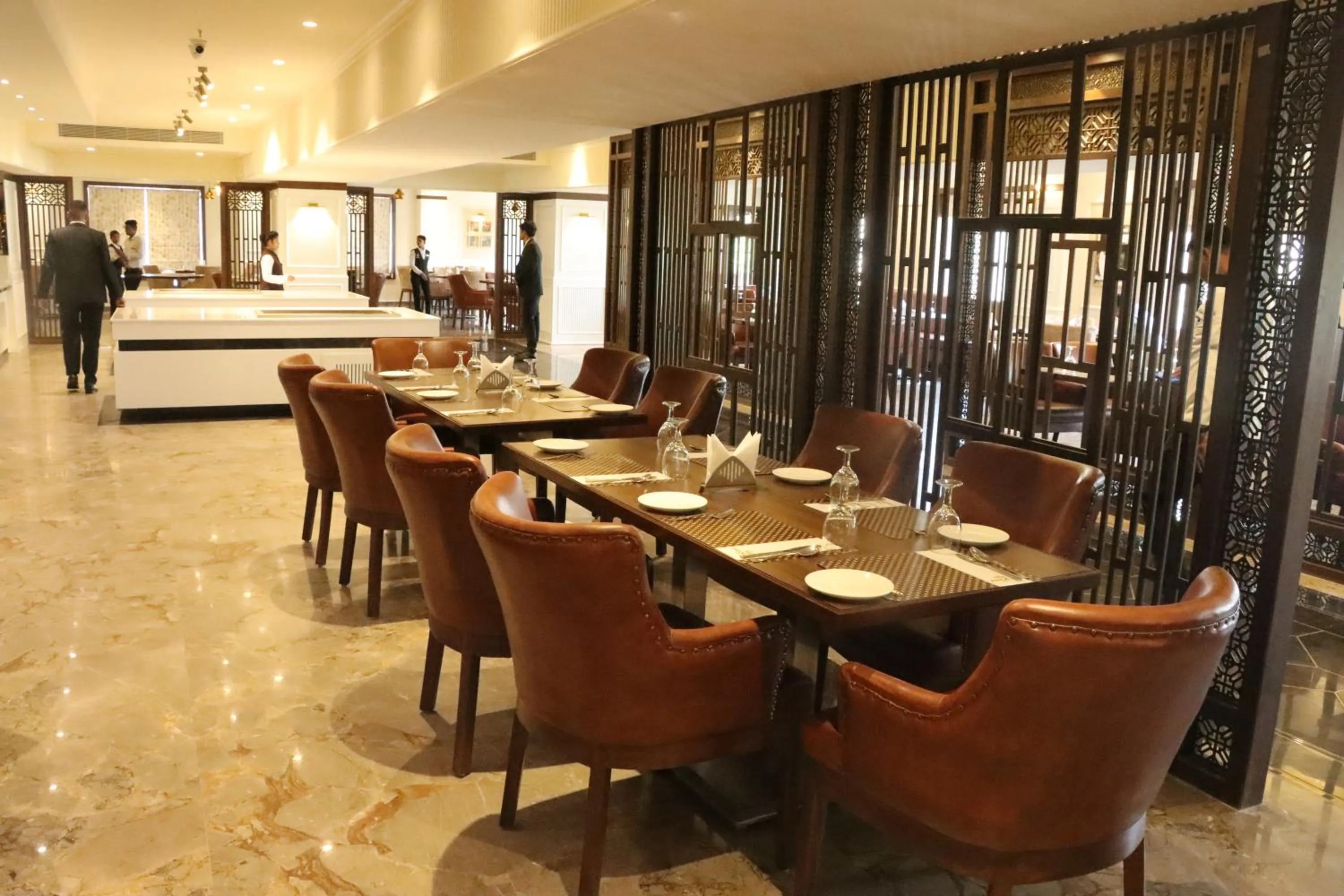 Restaurant/places to eat in Pride Hotel Bhopal