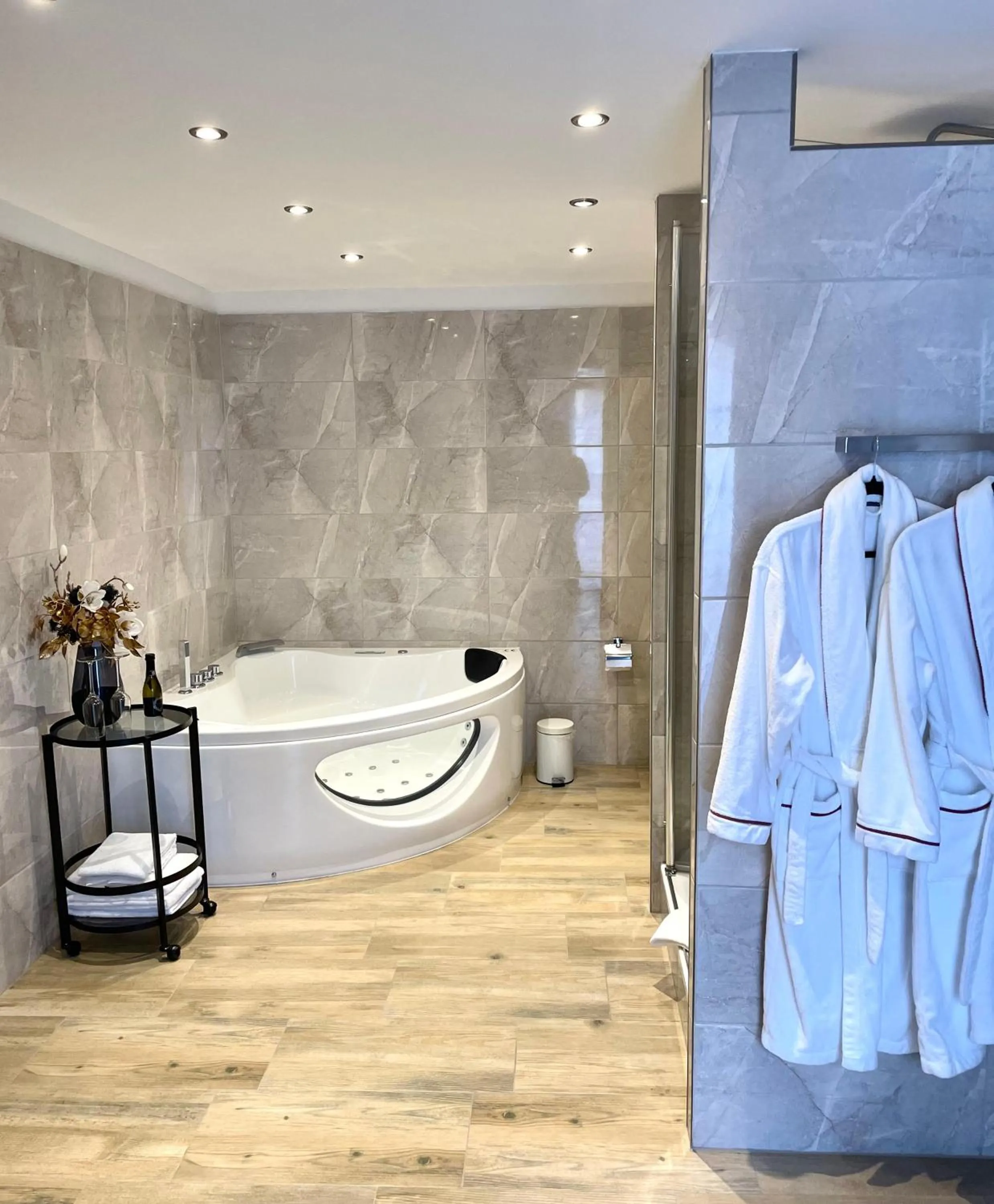 Hot Tub in Hotel Seerose Bad Malente