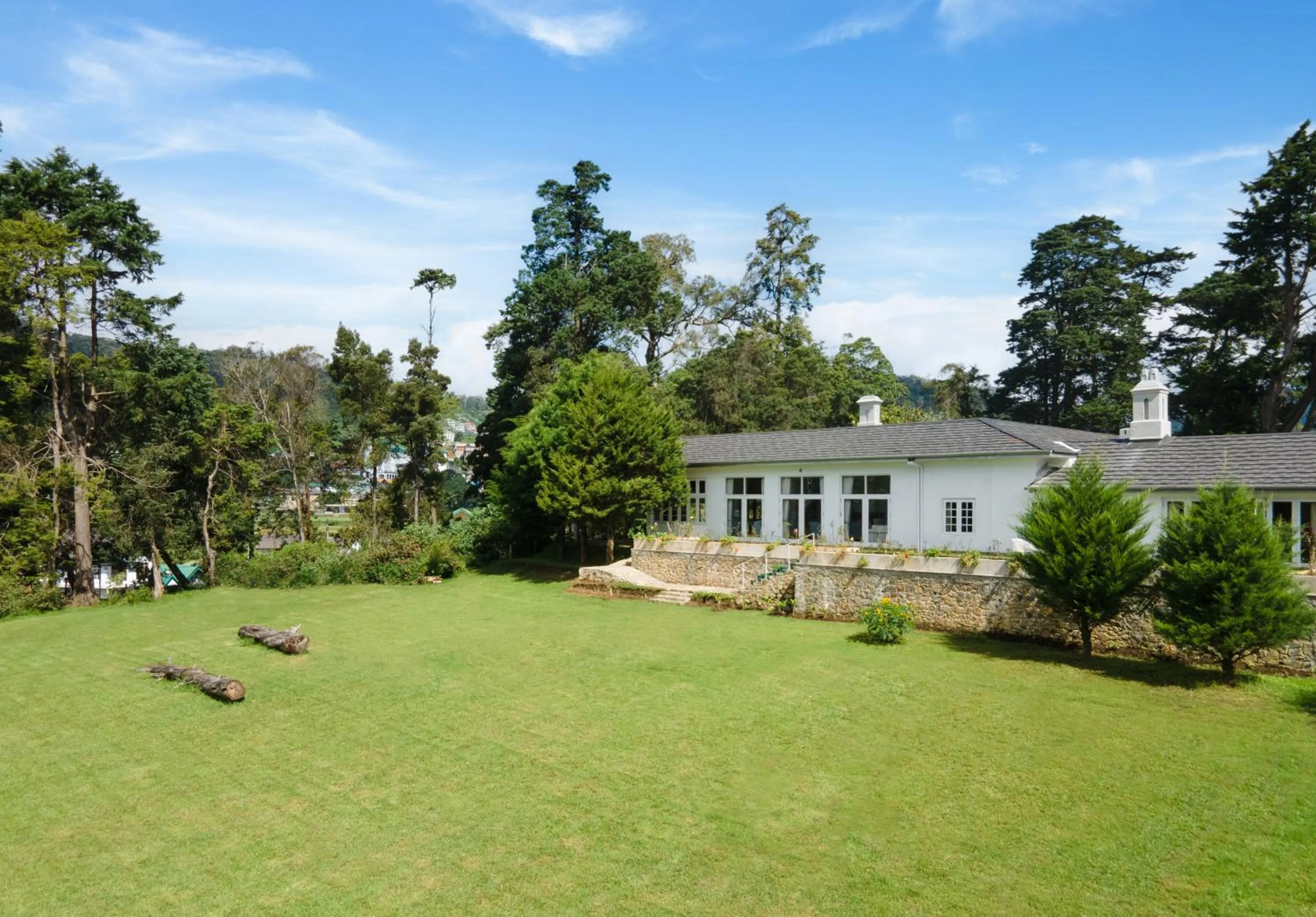 Property building in Jetwing Broomfield Bungalow
