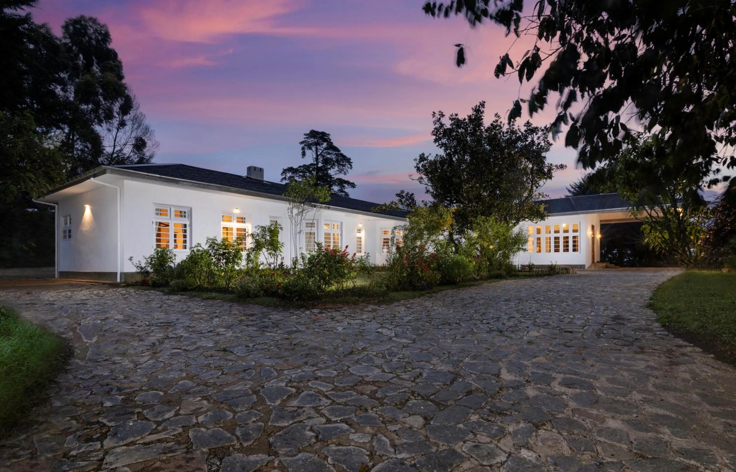 Property building in Jetwing Broomfield Bungalow