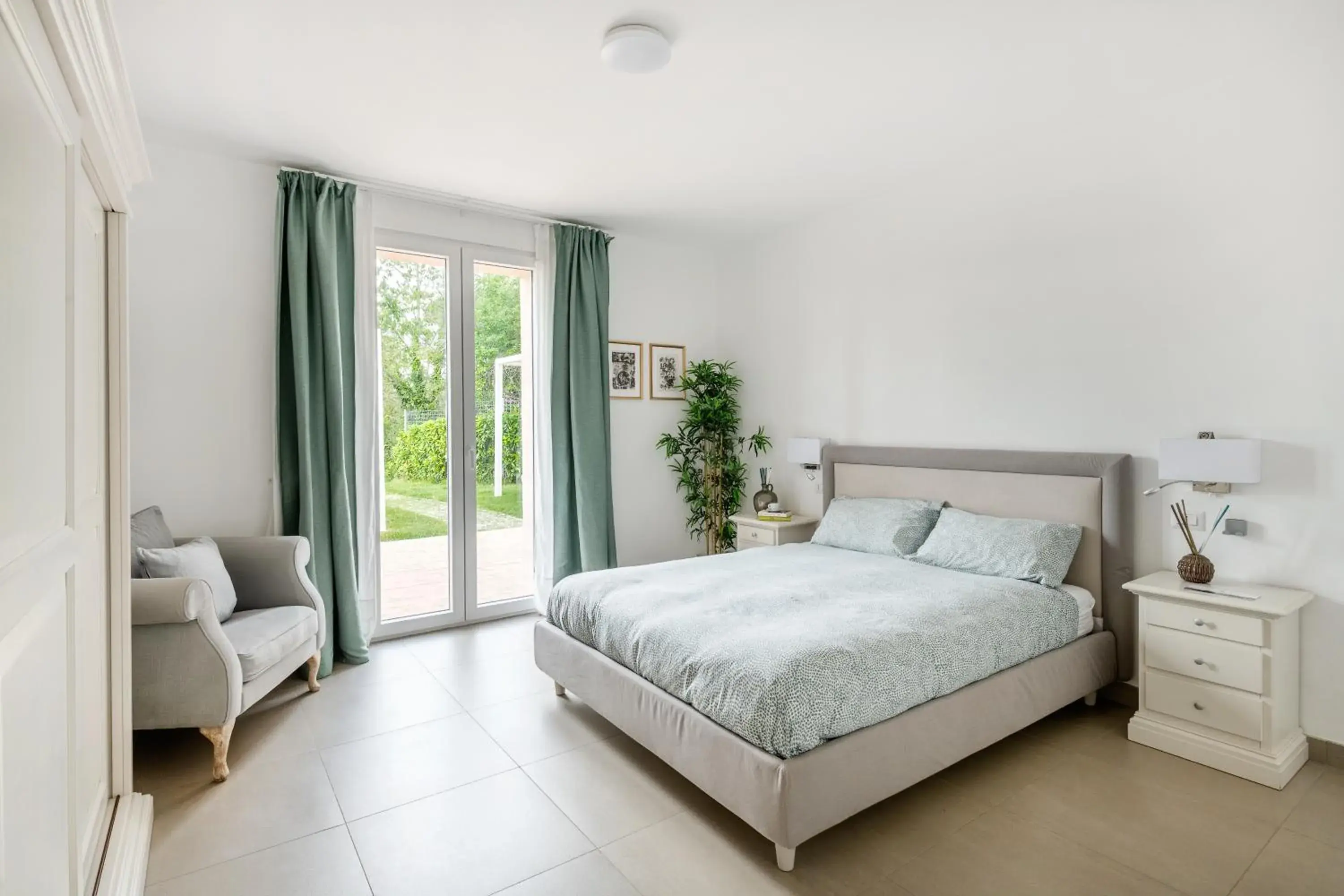 Double Room with Private External Bathroom in Agriturismo Le Masciare Double Room with Private External Bathroom in Agriturismo Le Masciare