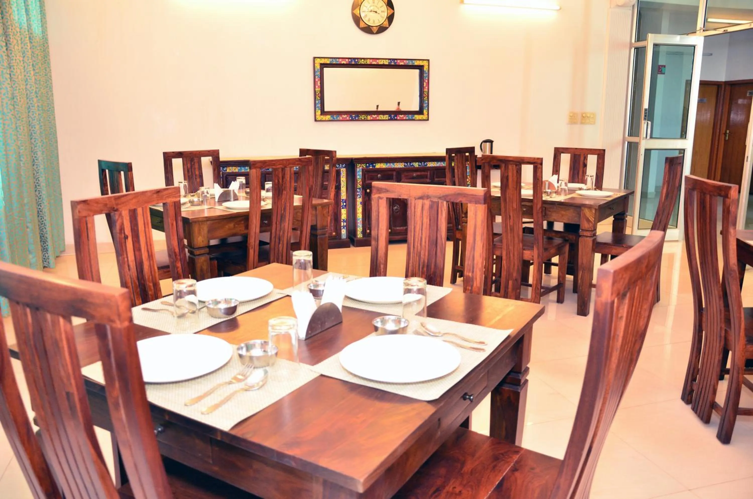 Restaurant/places to eat in Raj Regency