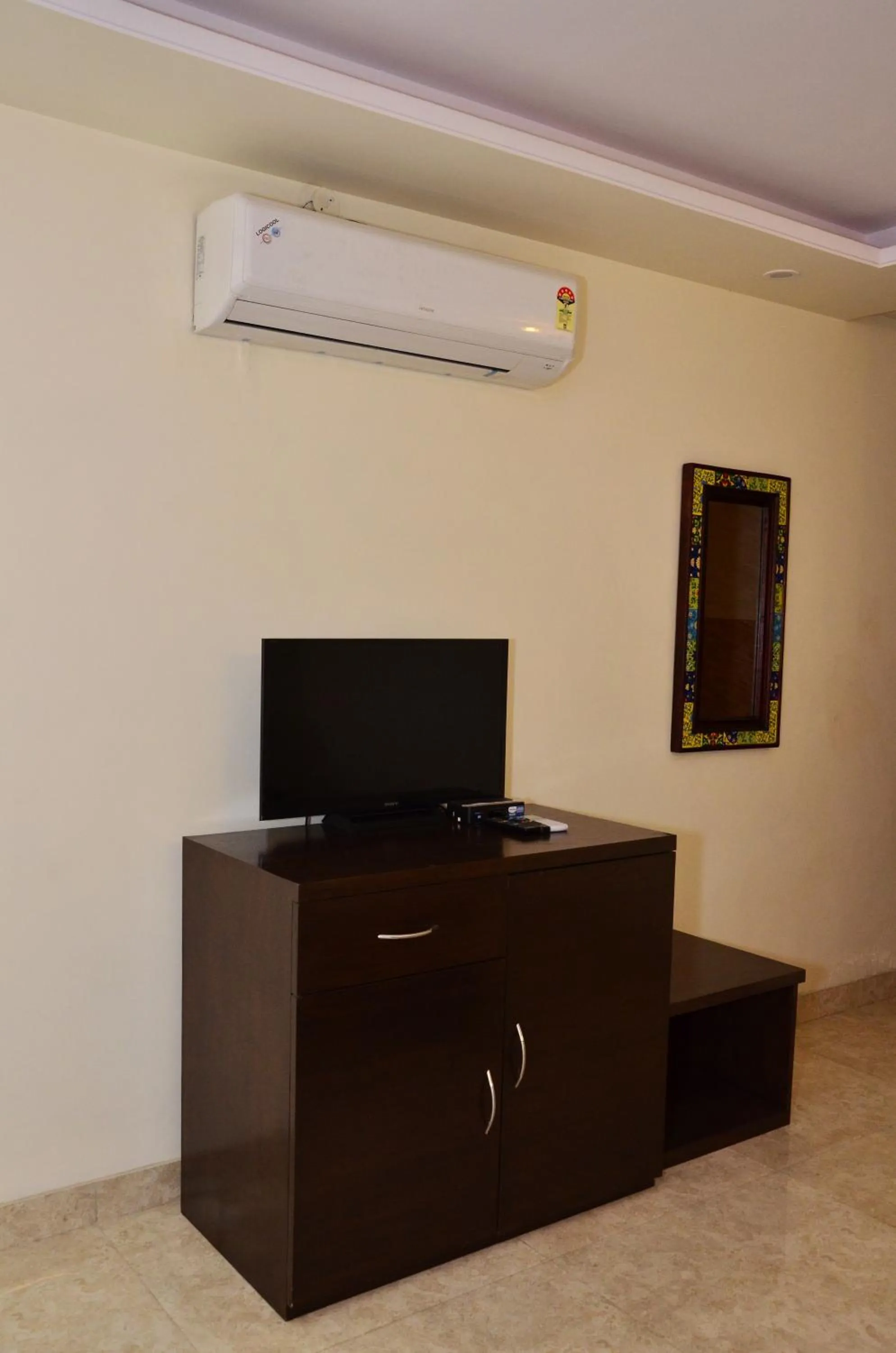 TV and multimedia in Raj Regency