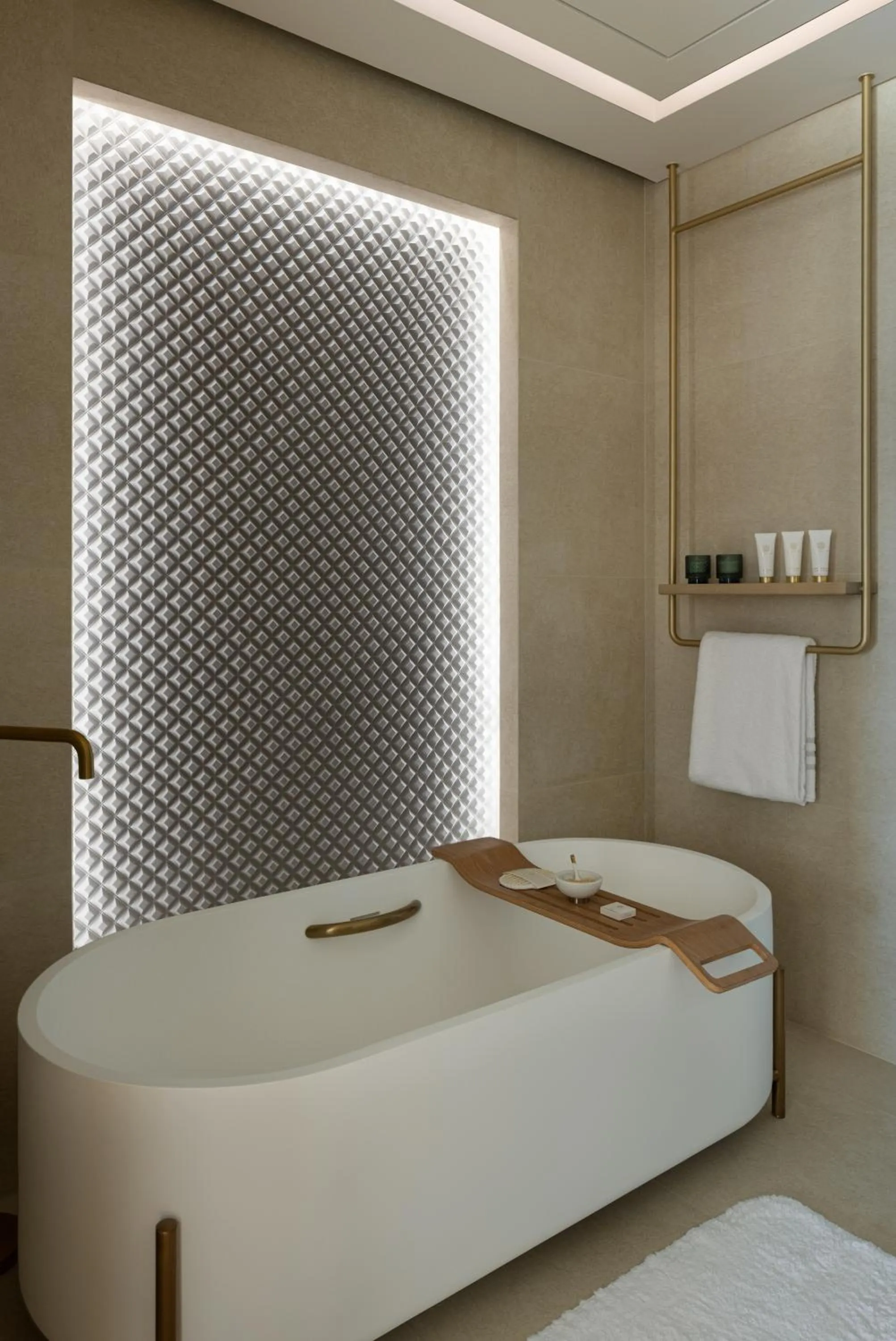 Bathroom, Bed in Jumeirah Gulf of Bahrain