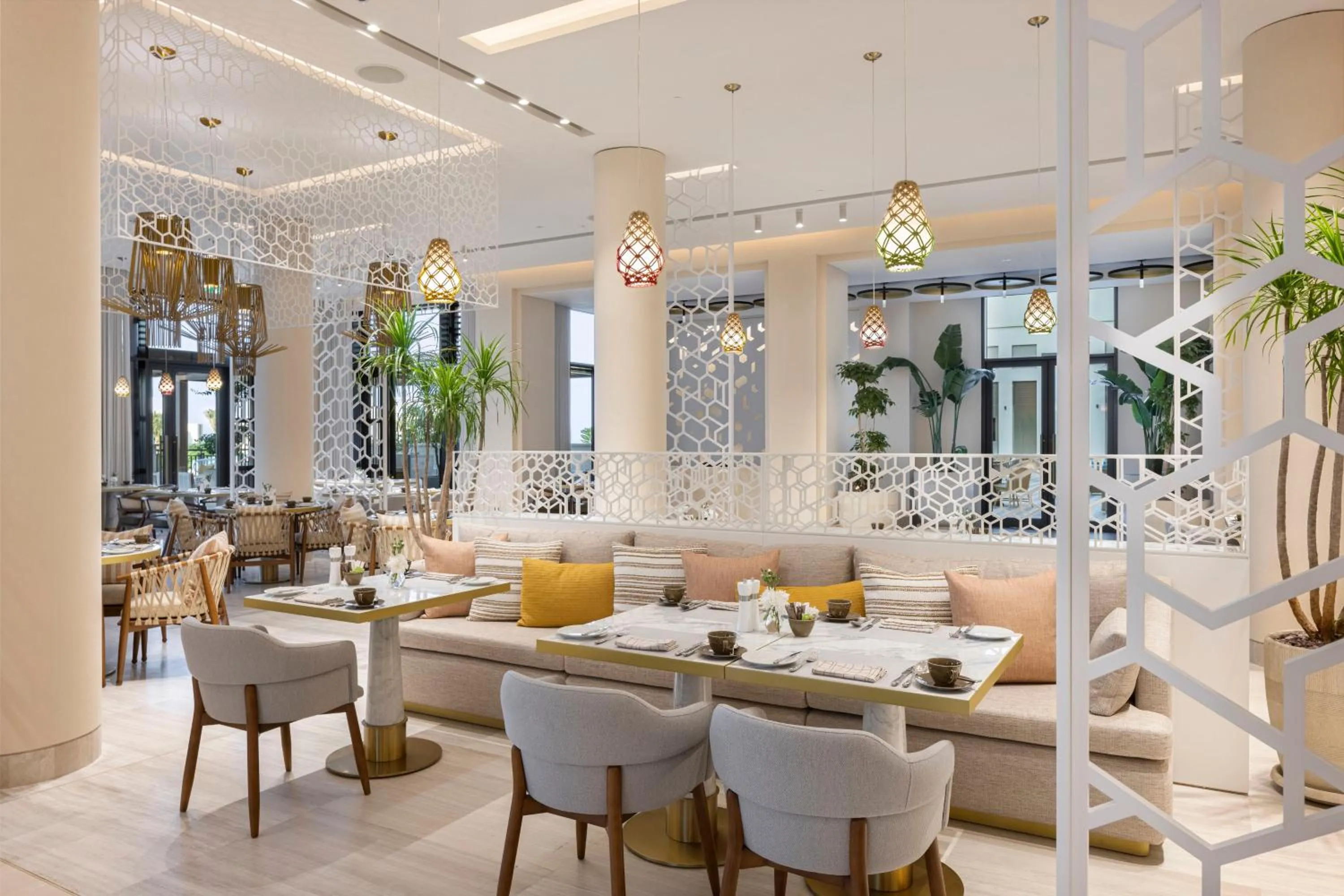 Restaurant/places to eat in Jumeirah Gulf of Bahrain