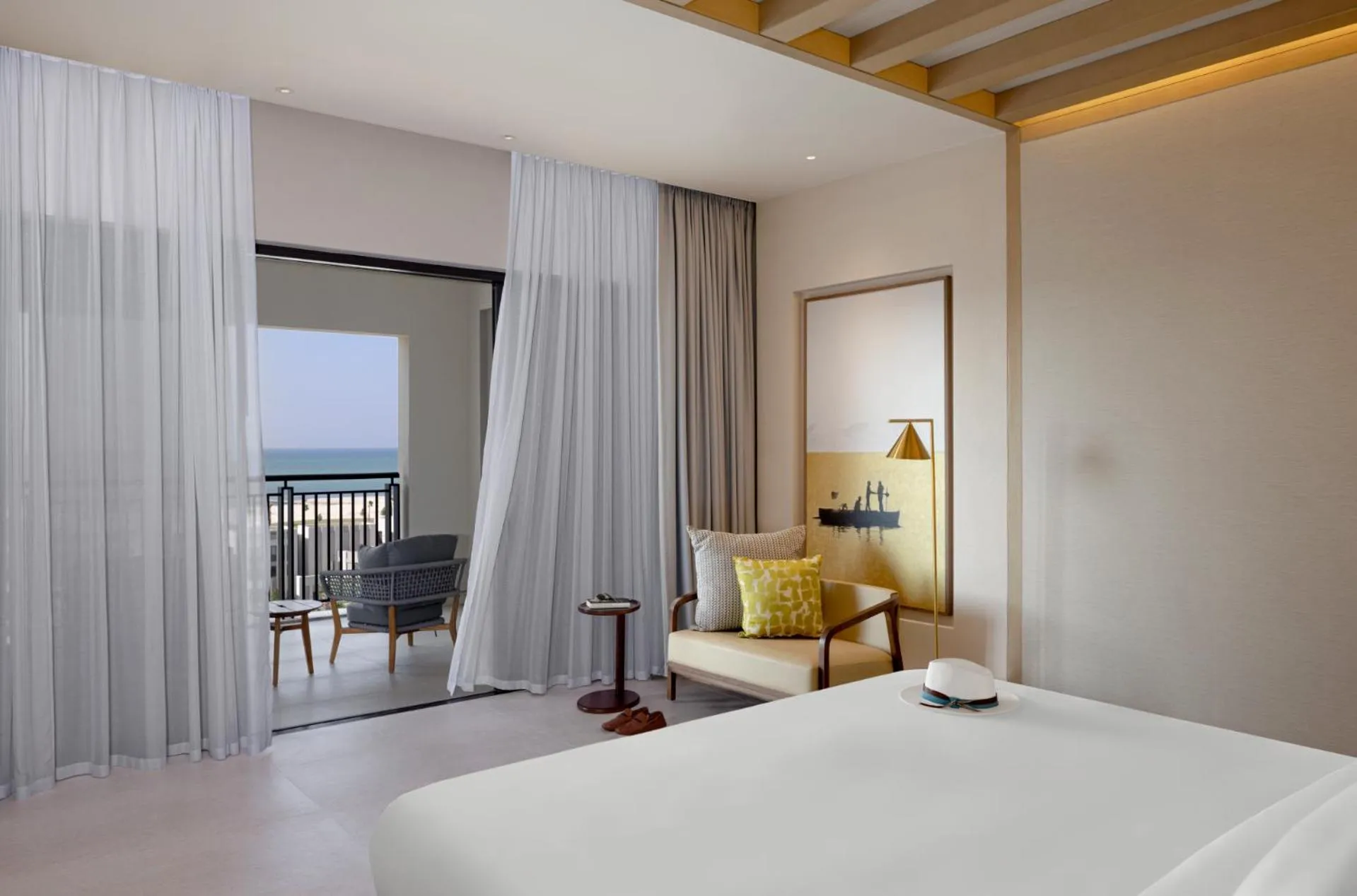Bedroom, Bed in Jumeirah Gulf of Bahrain