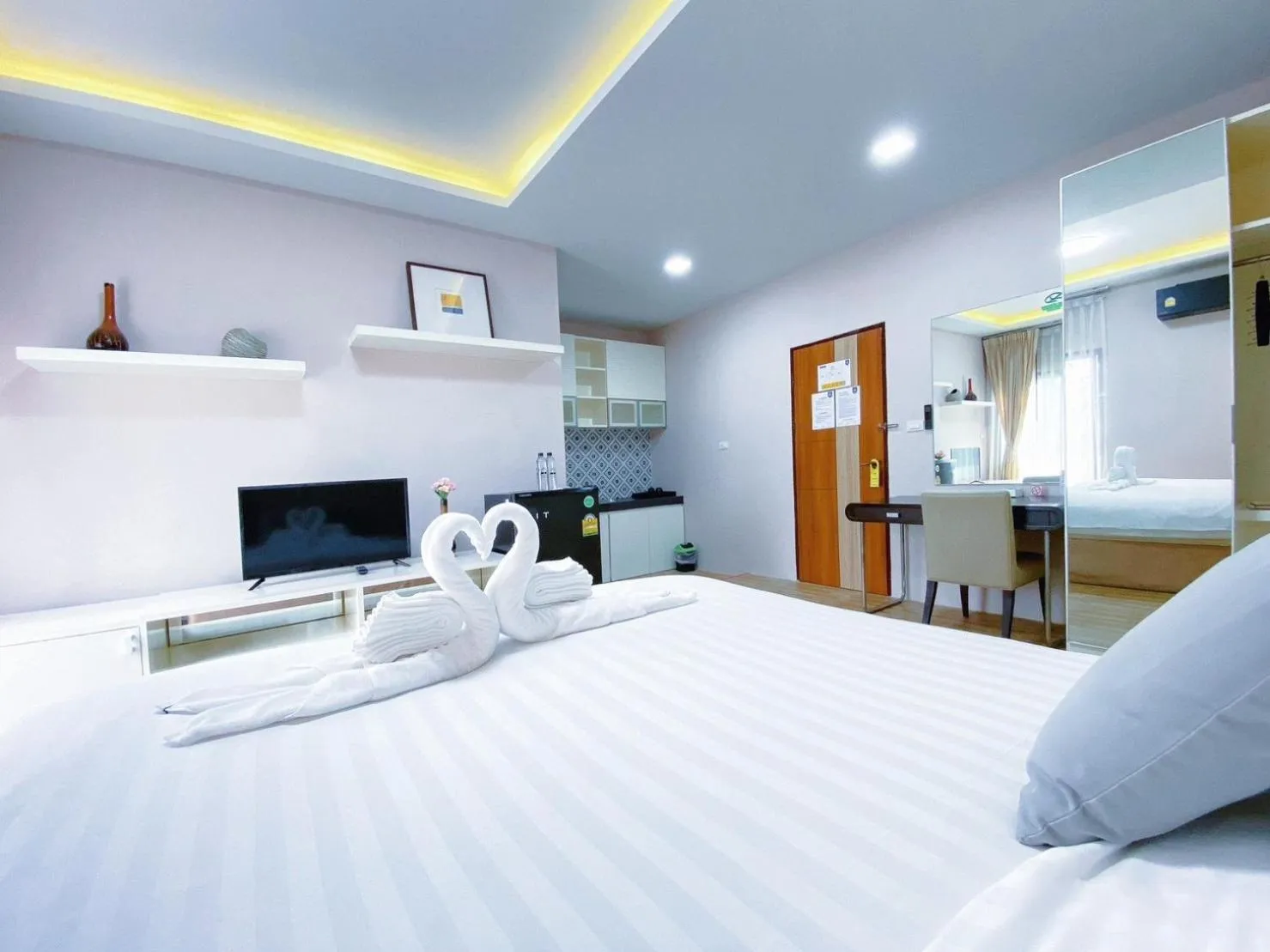 Bed in Daddy Dream Hotel and Residence