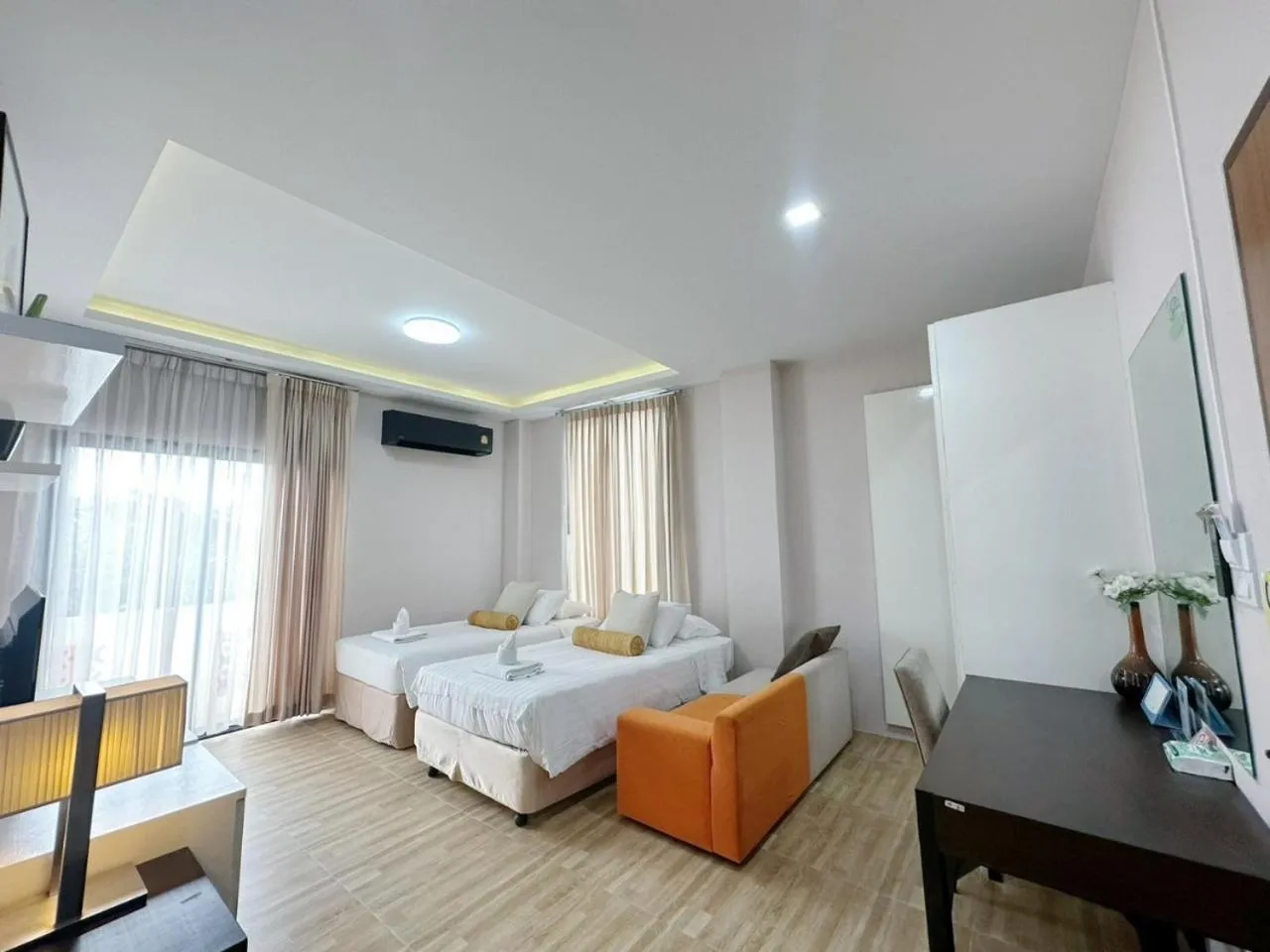 Photo of the whole room, Bed in Daddy Dream Hotel and Residence