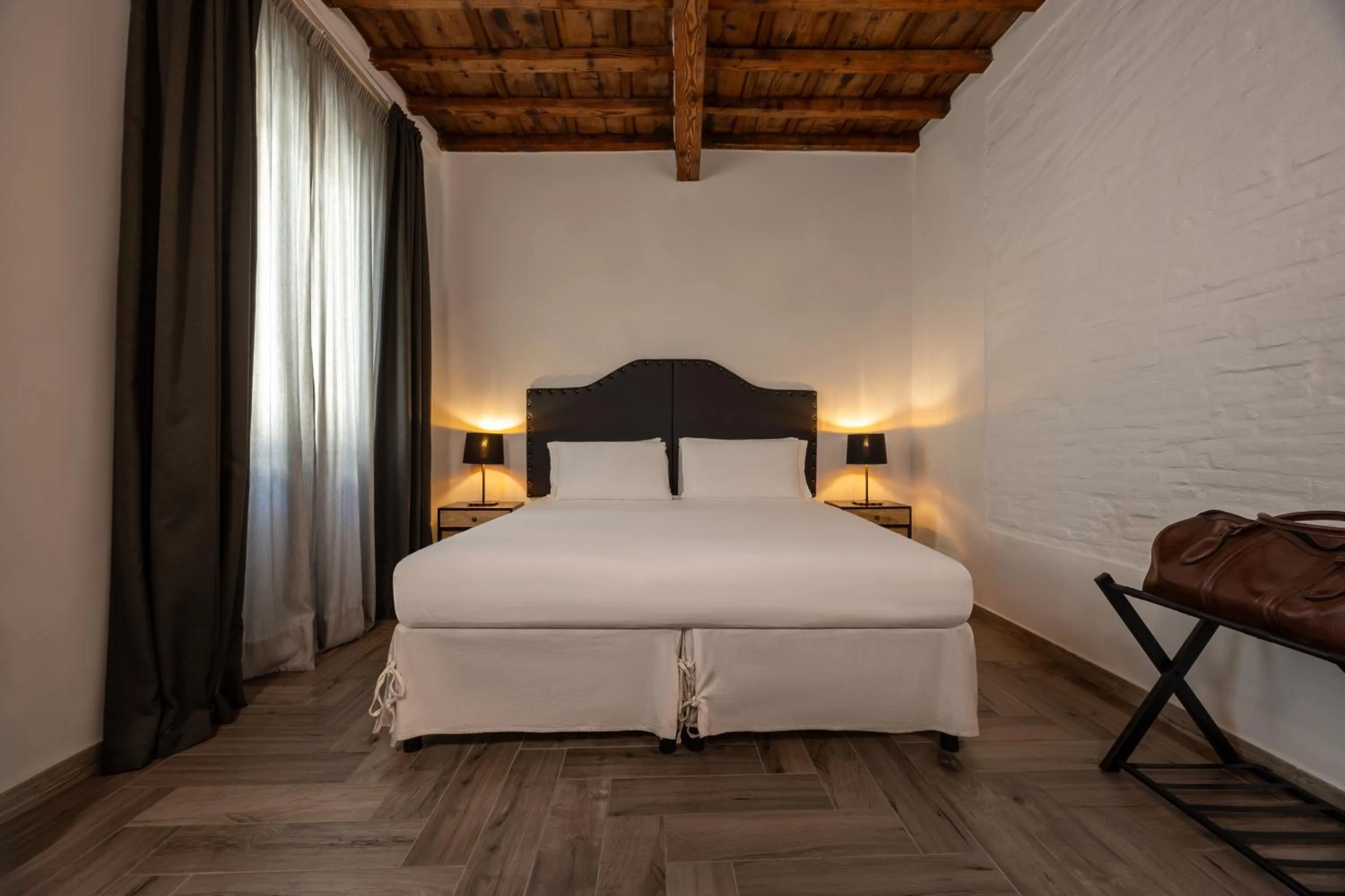 Bedroom, Bed in Globus Urban Hotel