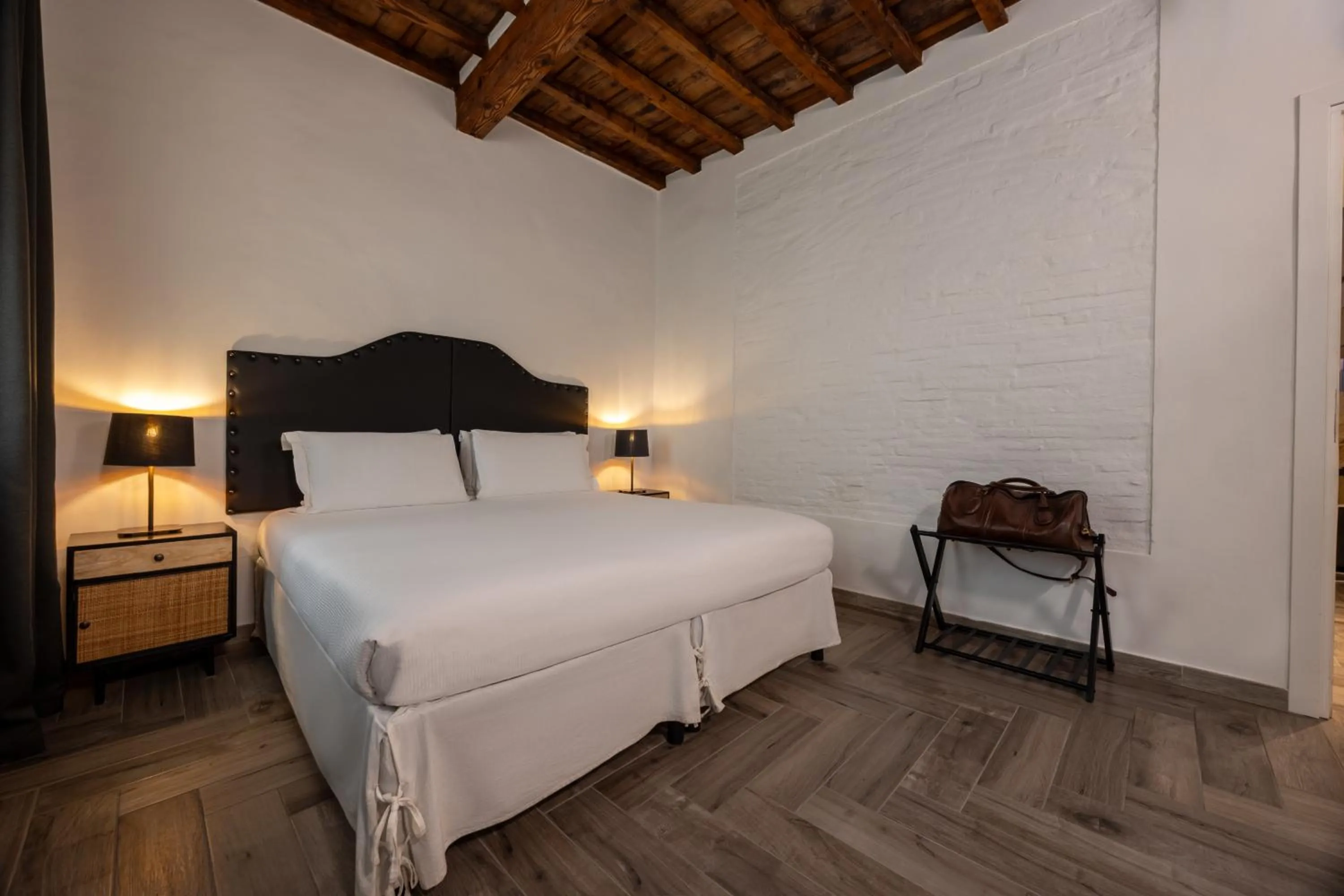 Bedroom, Bed in Globus Urban Hotel