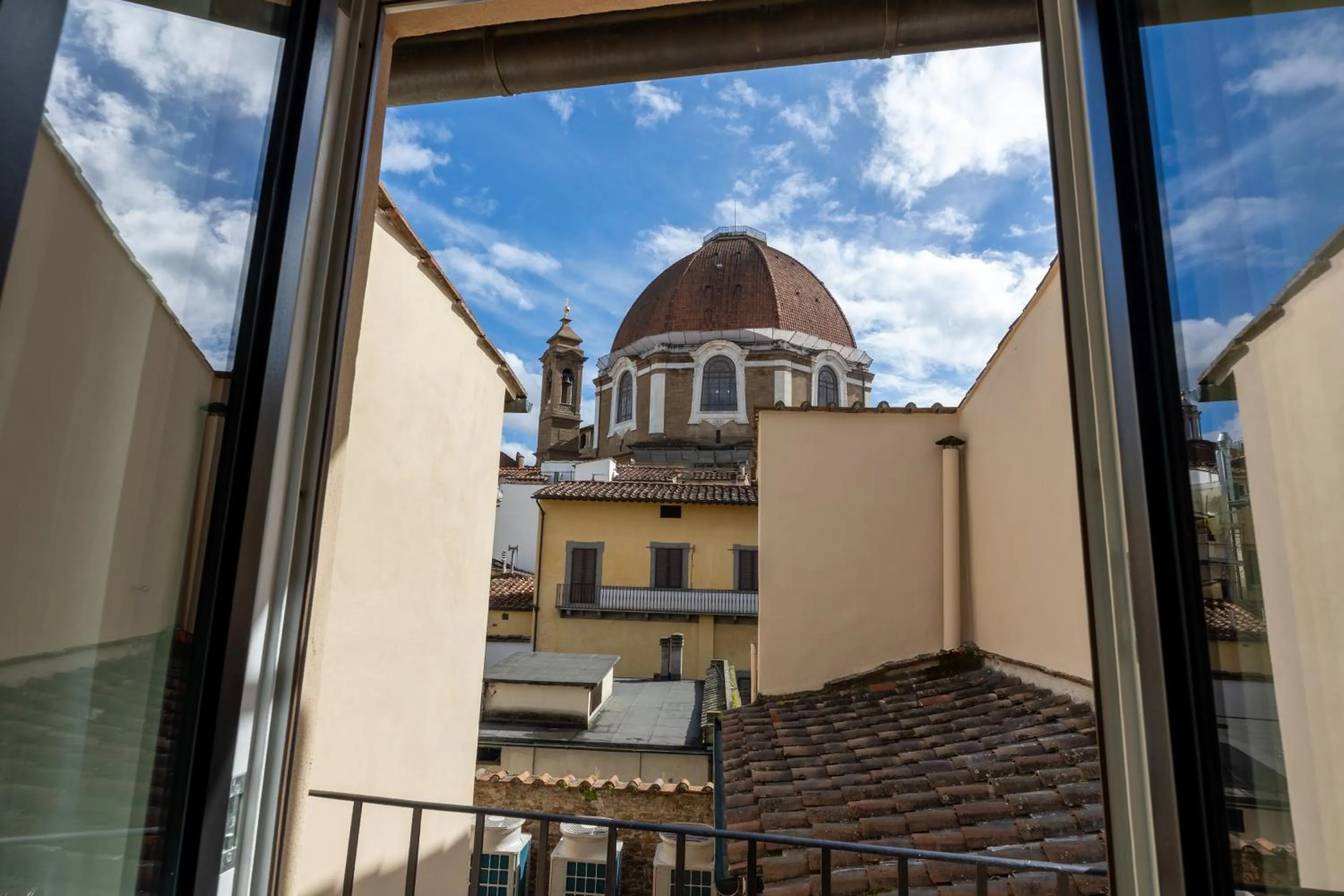 Day in Globus Urban Hotel