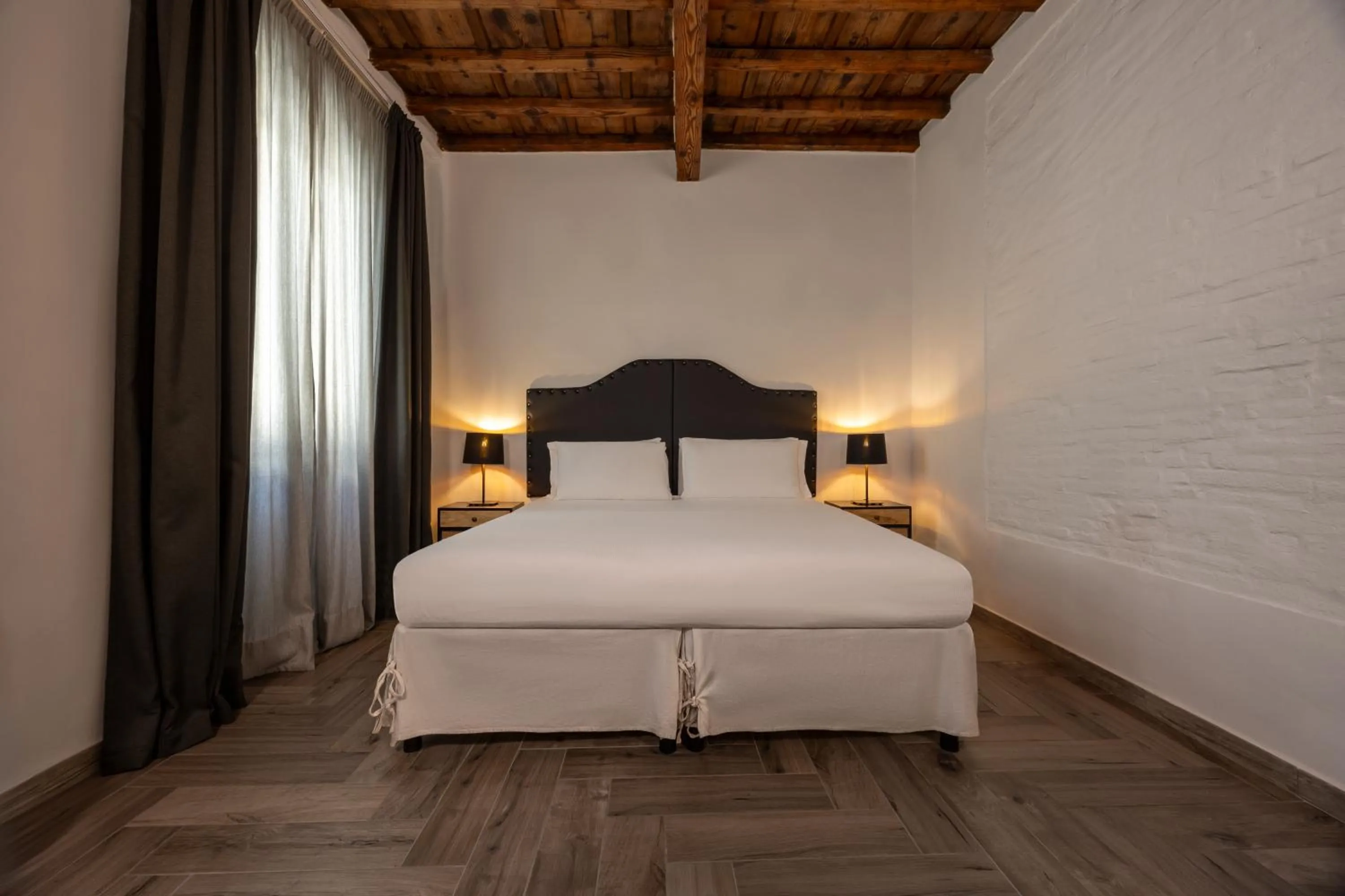 Bedroom, Bed in Globus Urban Hotel