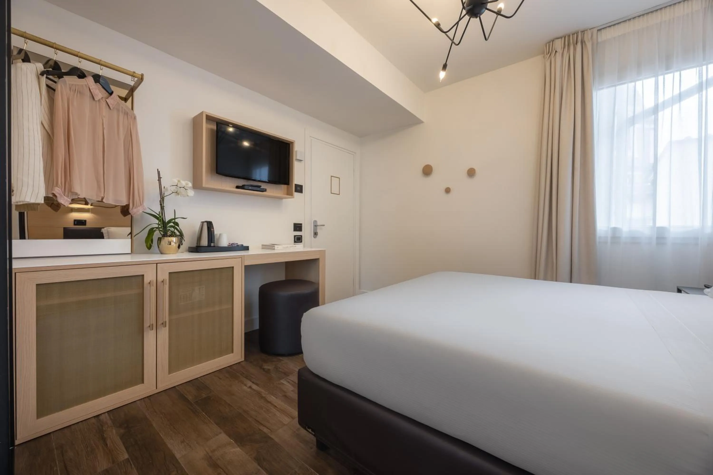 Bed in Globus Urban Hotel