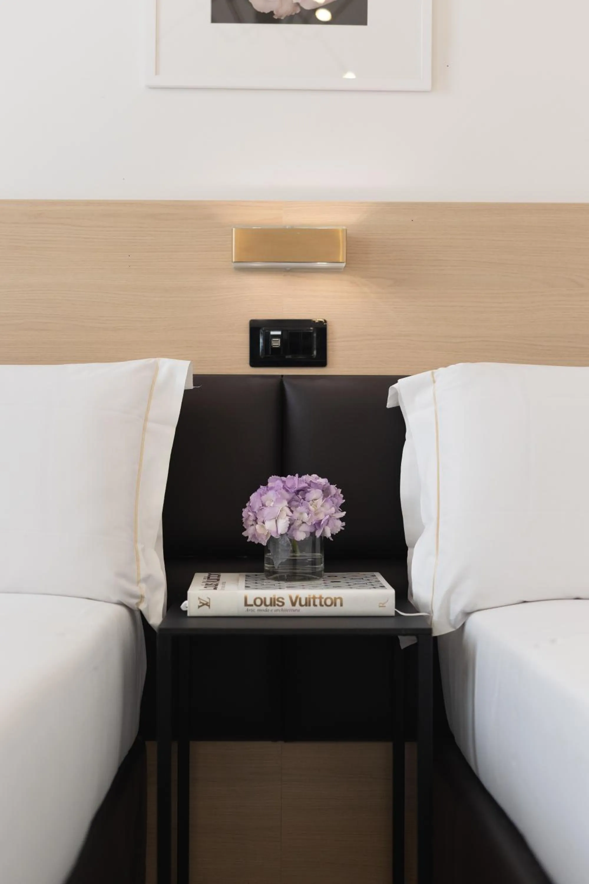 Decorative detail in Globus Urban Hotel