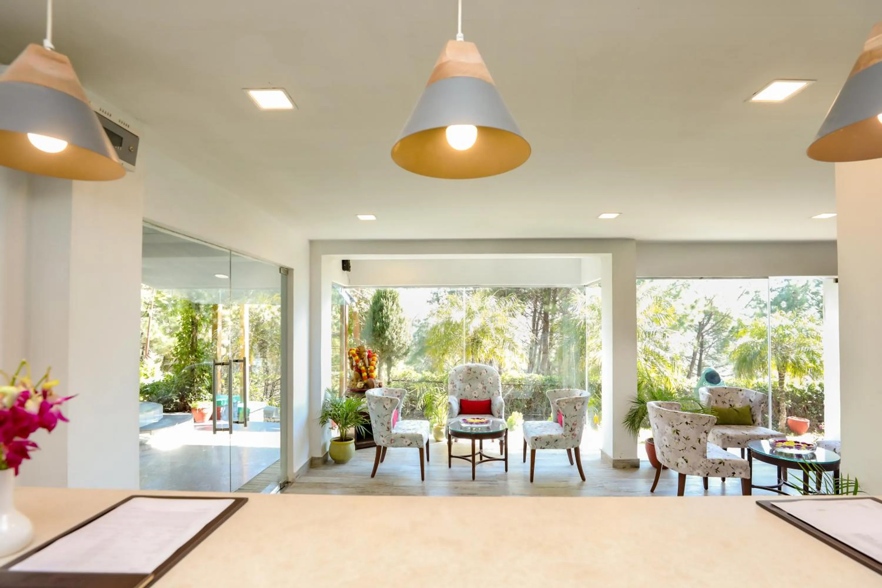 Lobby or reception in Regenta Resort Exotica Dharamshala on Hilltop