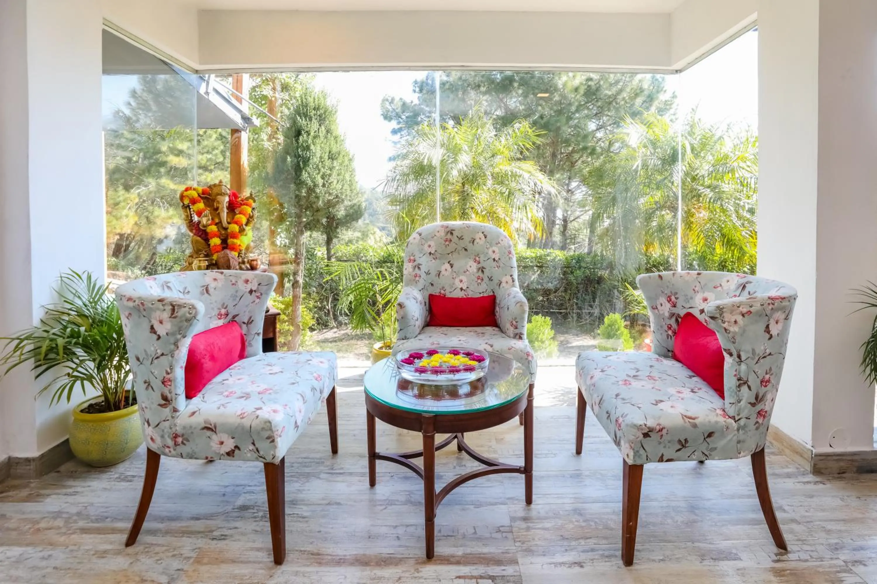 Lobby or reception in Regenta Resort Exotica Dharamshala on Hilltop