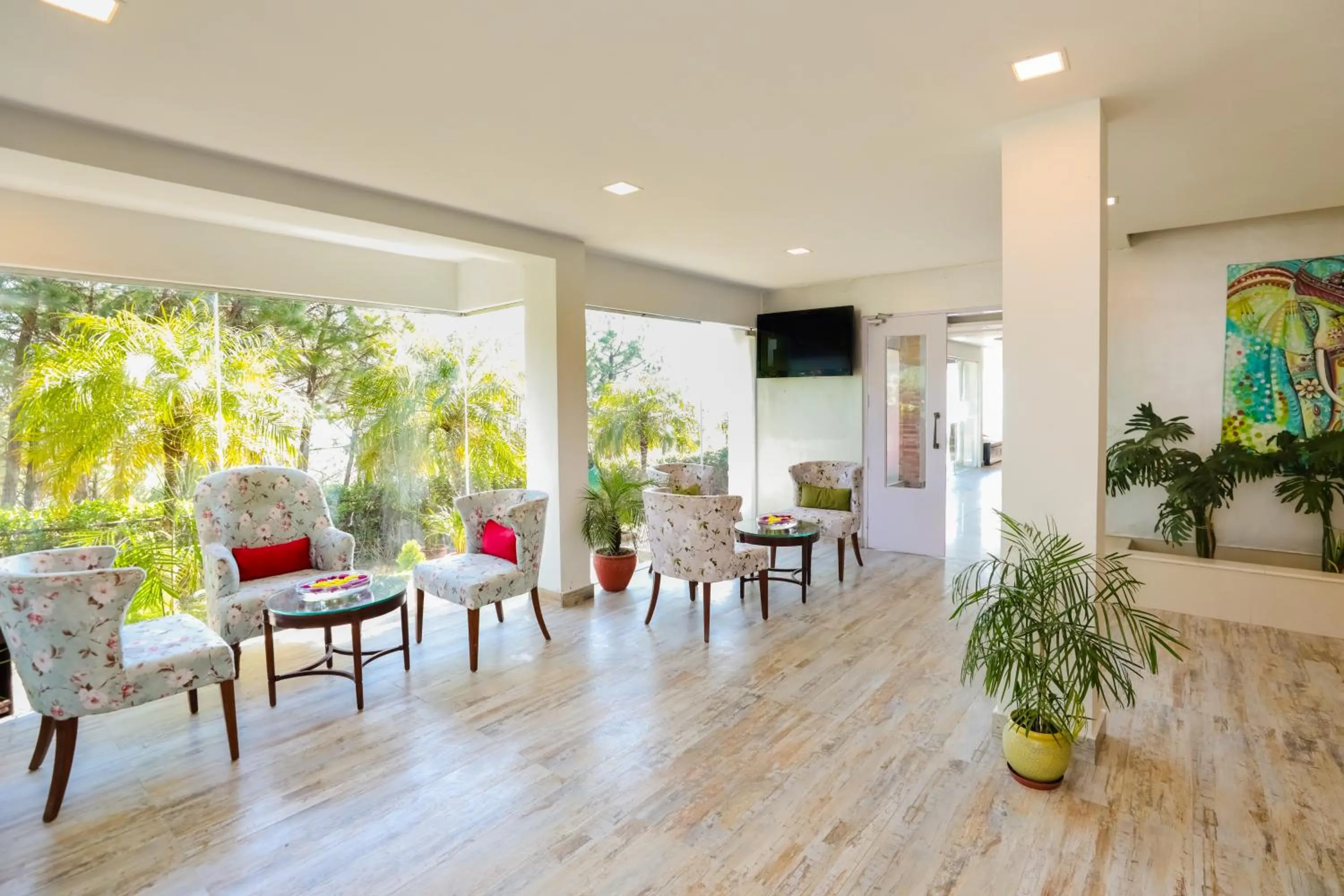 Lobby or reception in Regenta Resort Exotica Dharamshala on Hilltop