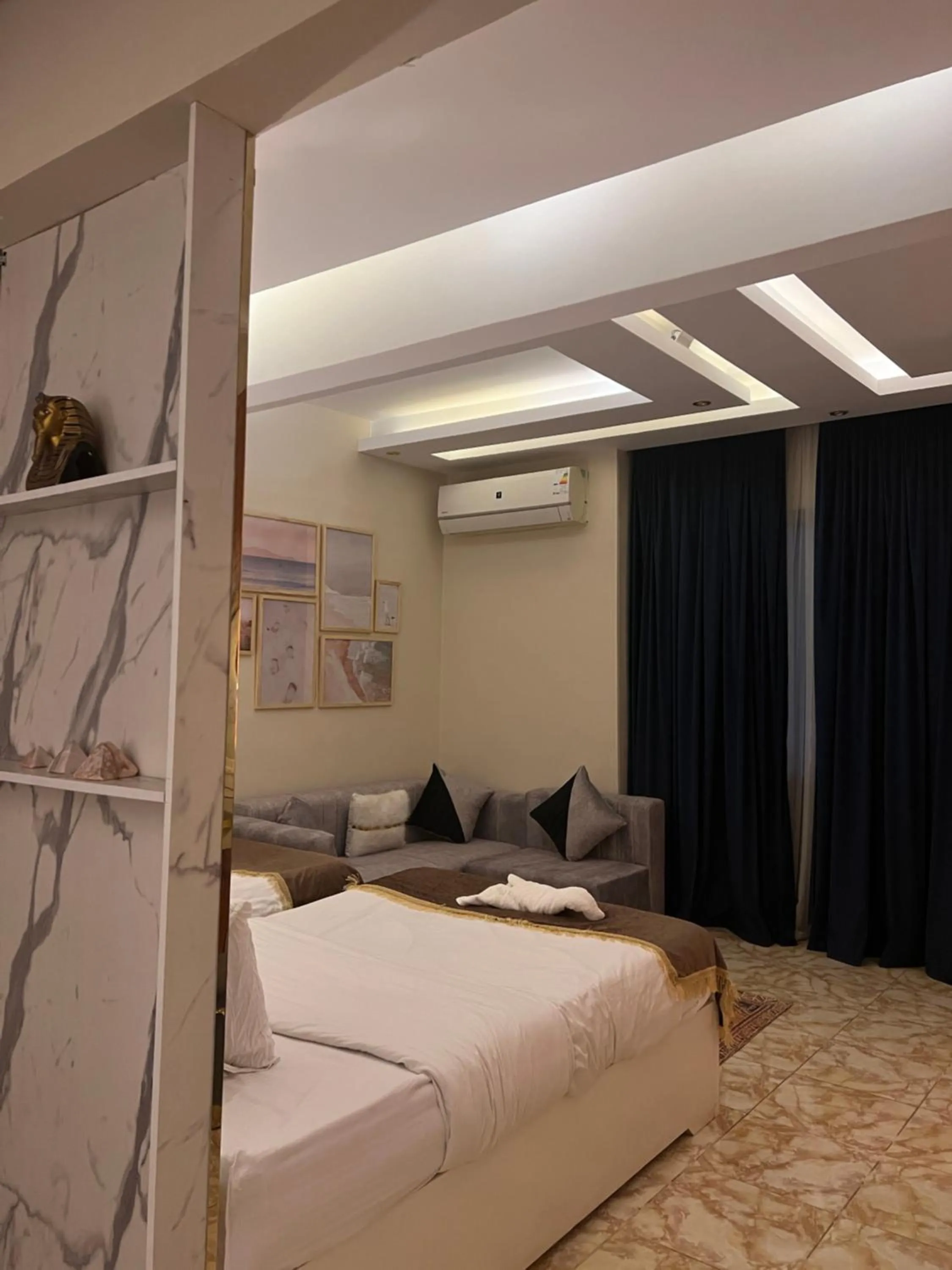 Bed in Pyramids top success result