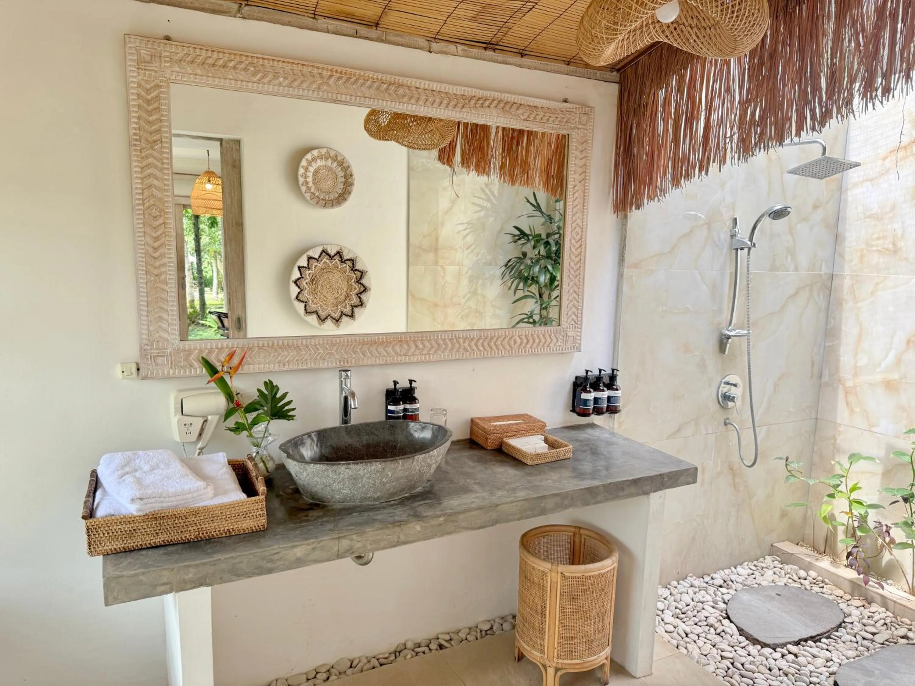 Bathroom in Hot Stone Club Ubud