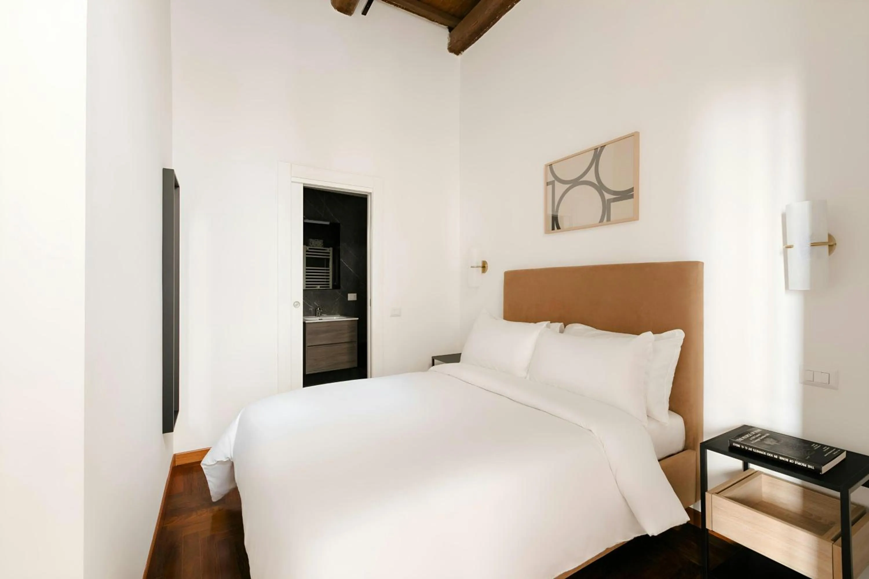 Bedroom, Bed in Sonder by Marriott Bonvoy Piazza Venezia Apartments