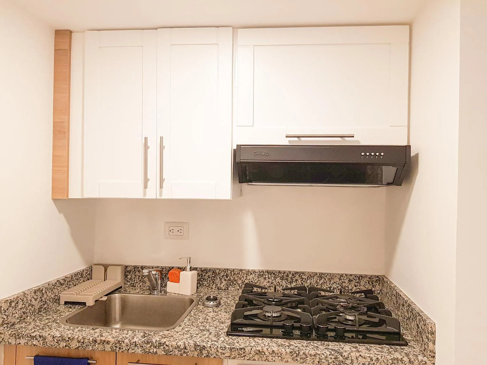 Kitchen or kitchenette in Xeliter Green One Playa Dorada