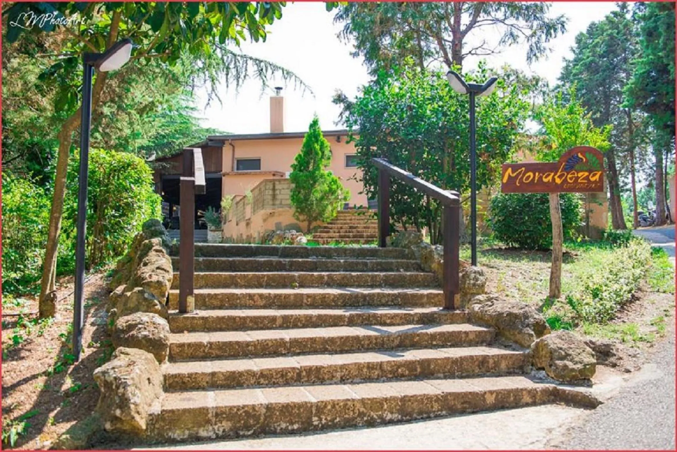 Restaurant/places to eat in Happy Village & Camping