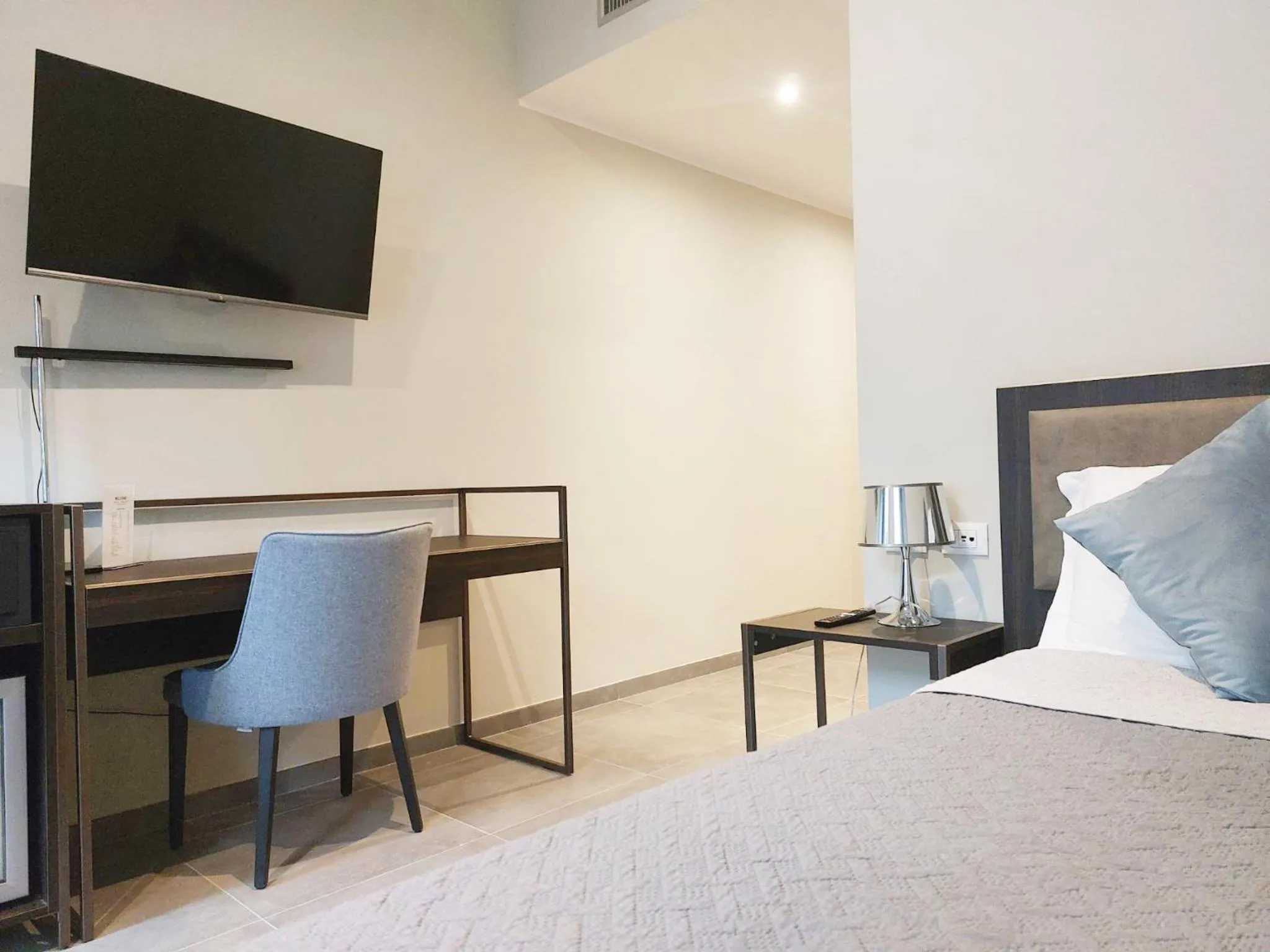 TV and multimedia, Bed in Hotel Vitruvio