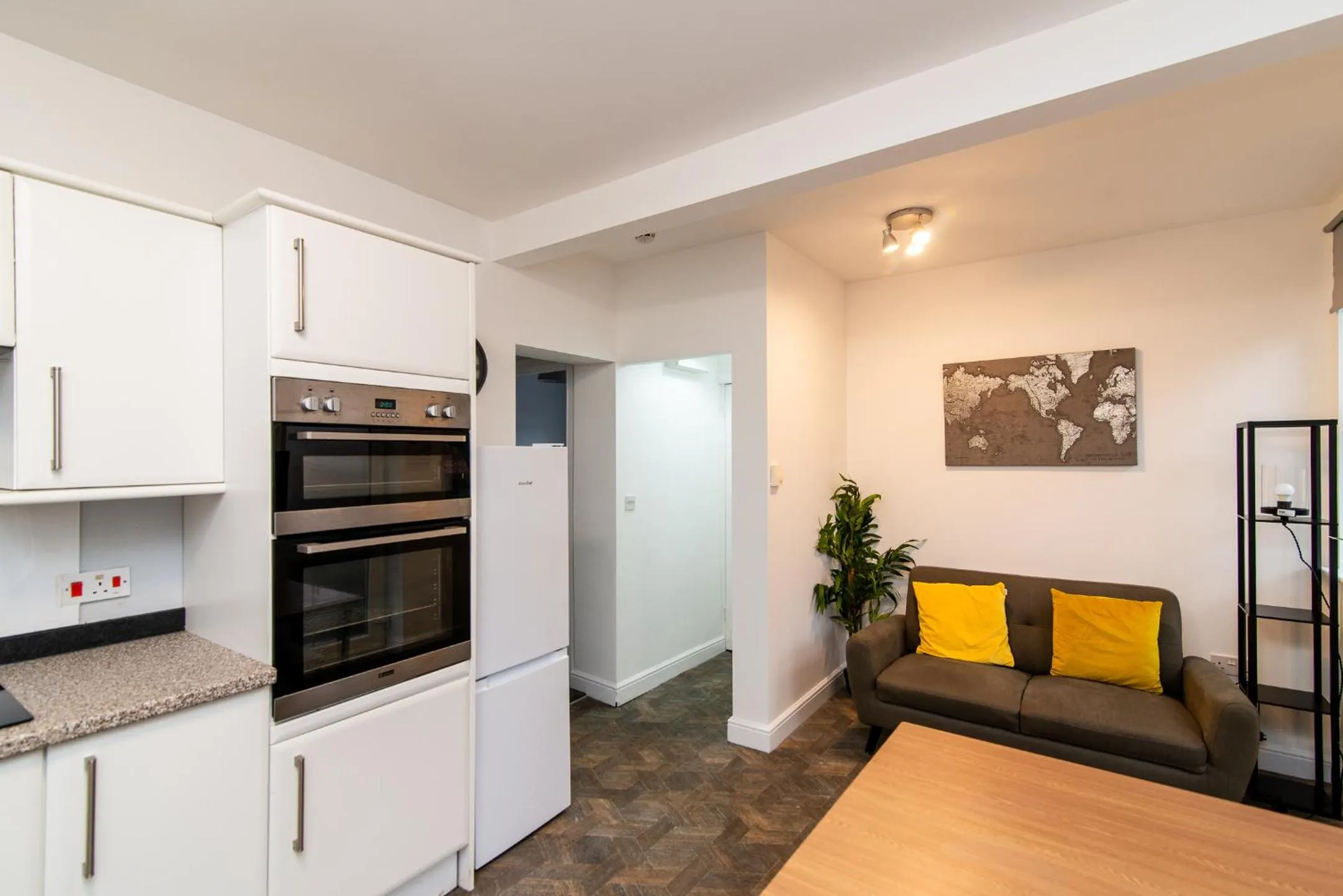 The Linden Leaf Rooms