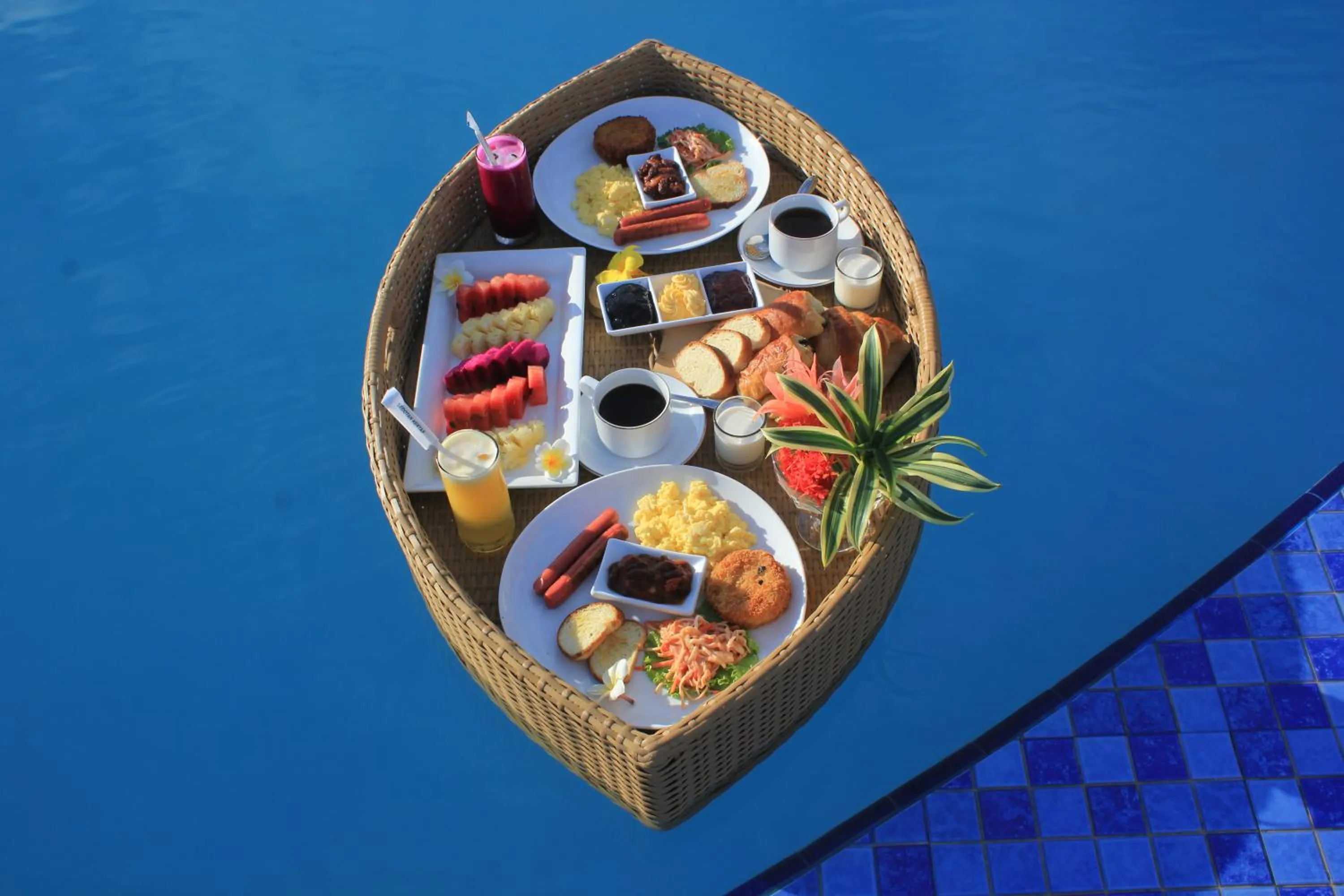 Food and drinks in Adiwana Jelita Sejuba Natuna