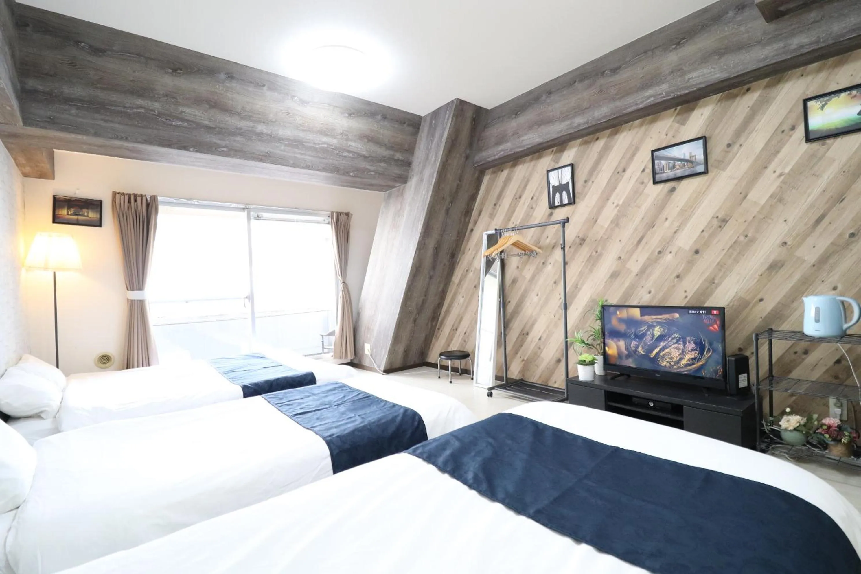 Bedroom, Bed in Arkadia ef