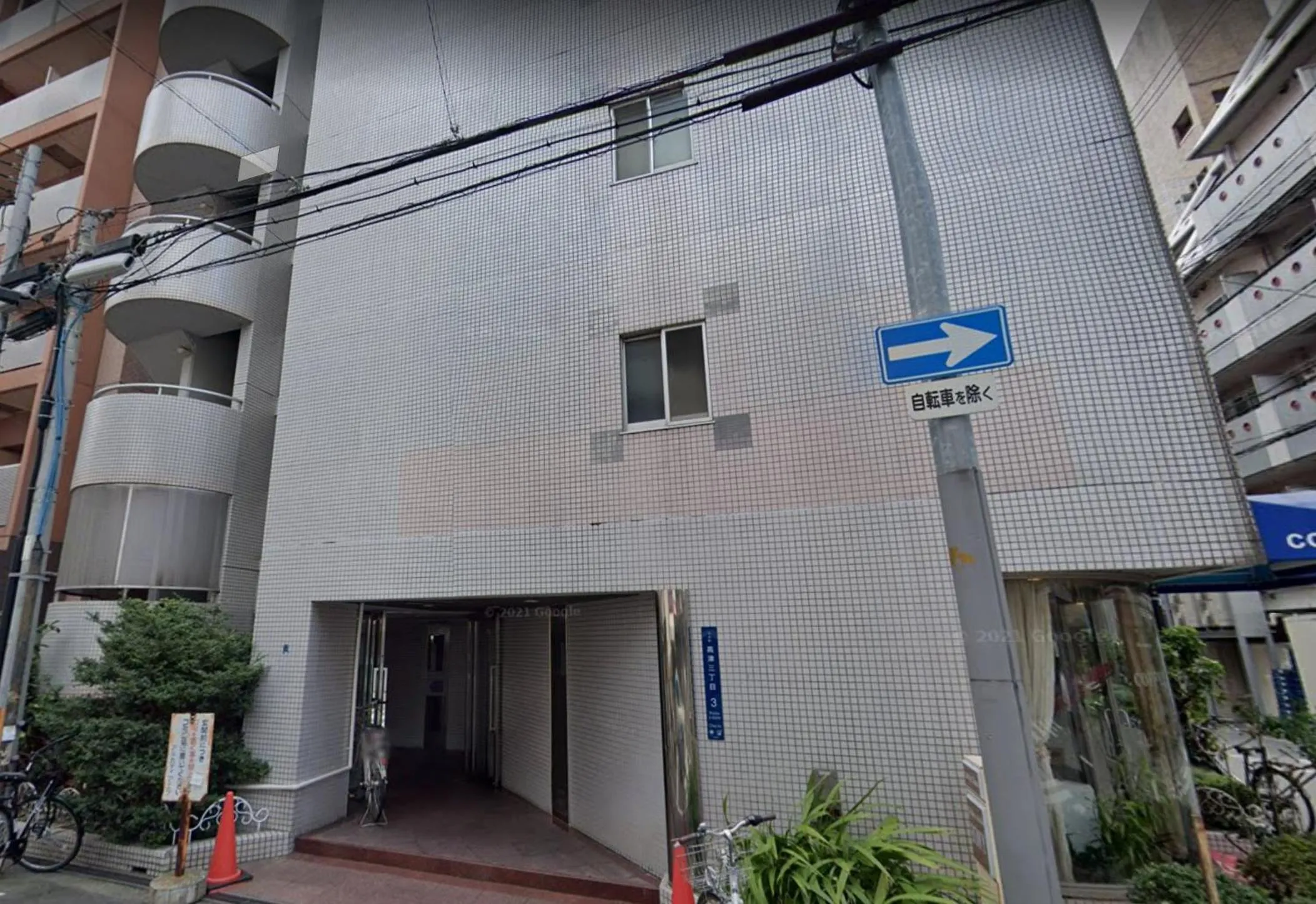 Property building in Arkadia ef