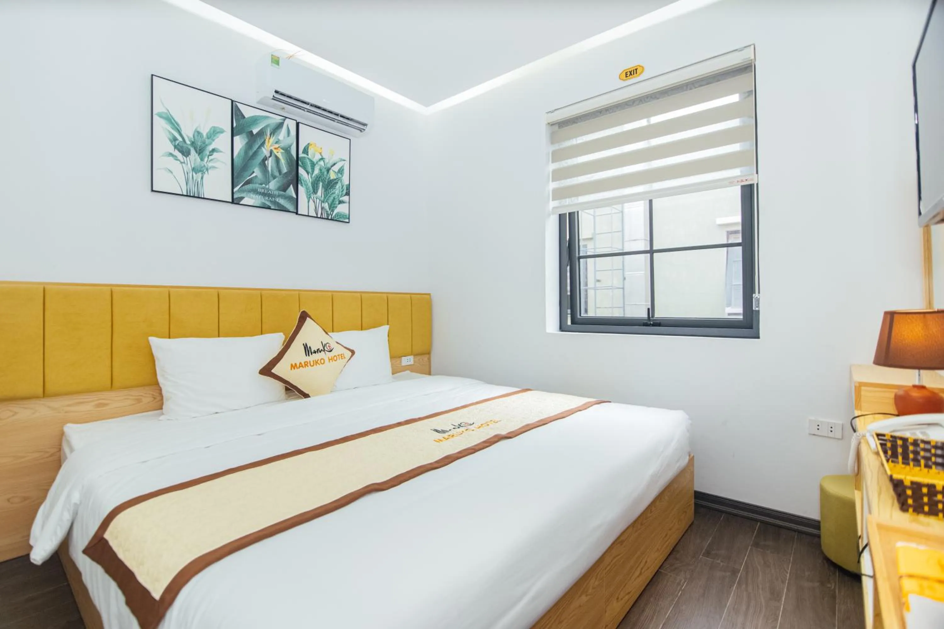 Photo of the whole room, Bed in Maruko Hạ Long Hotel