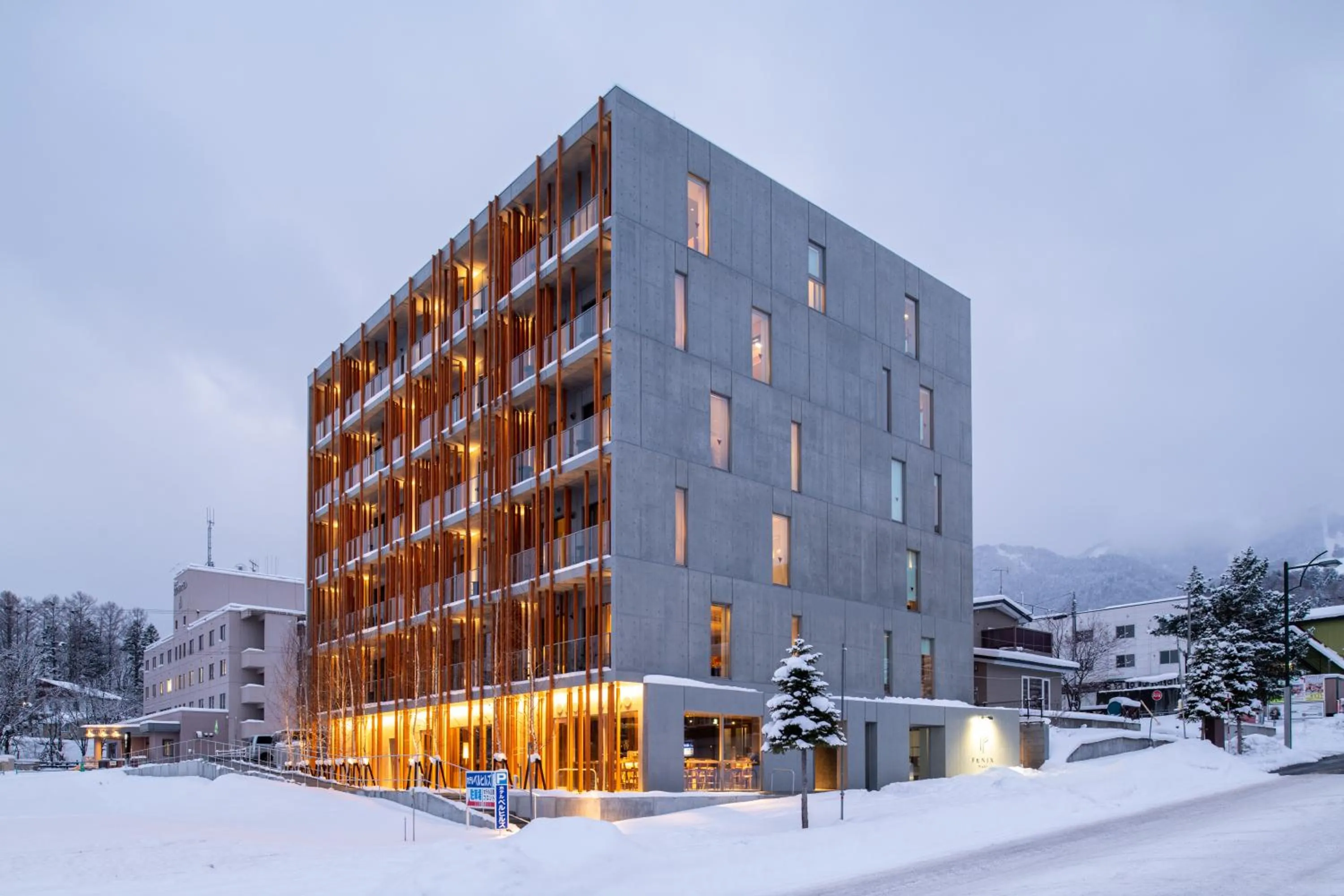 Property building in Fenix West